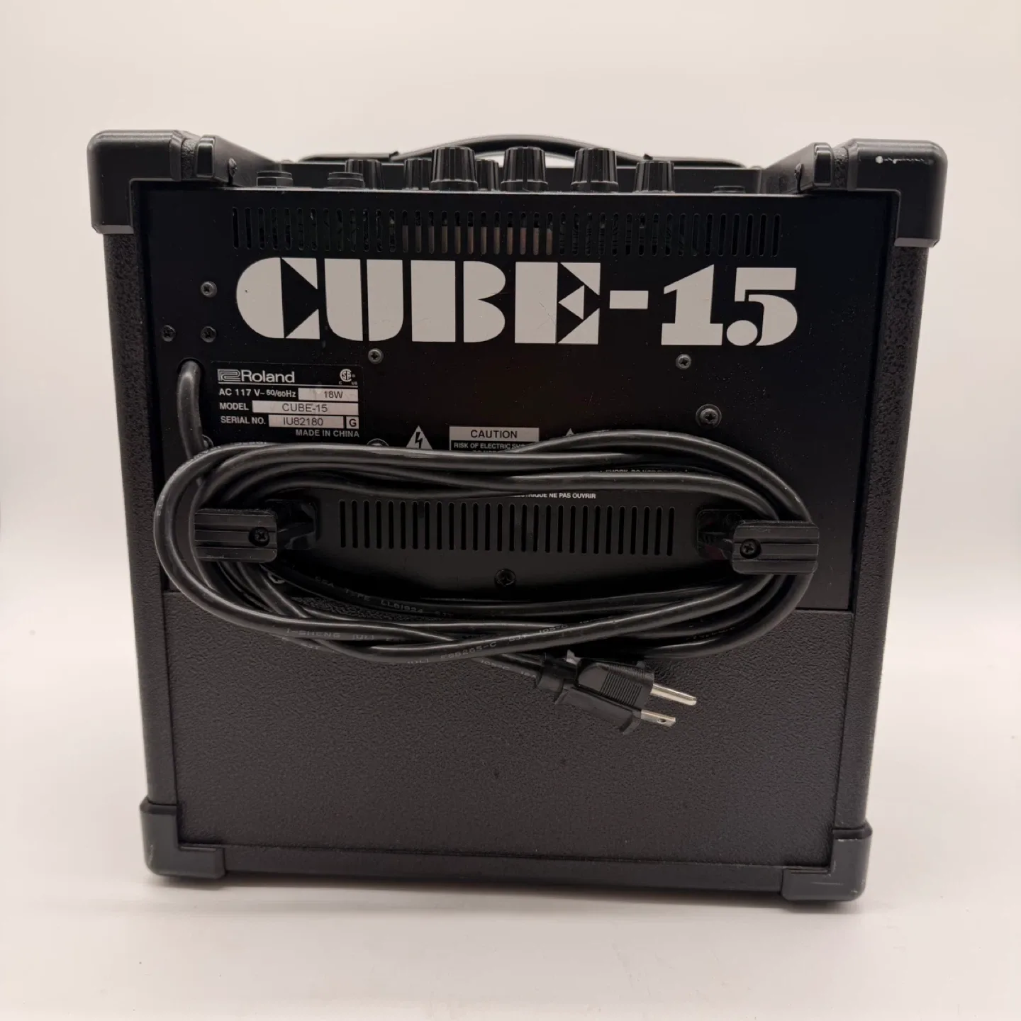 Roland Cube-15 Guitar Amplifier image indicator(3)