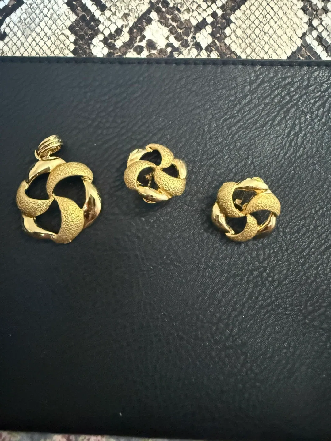 Gold Tone Pendant and Earring Set thumbnail