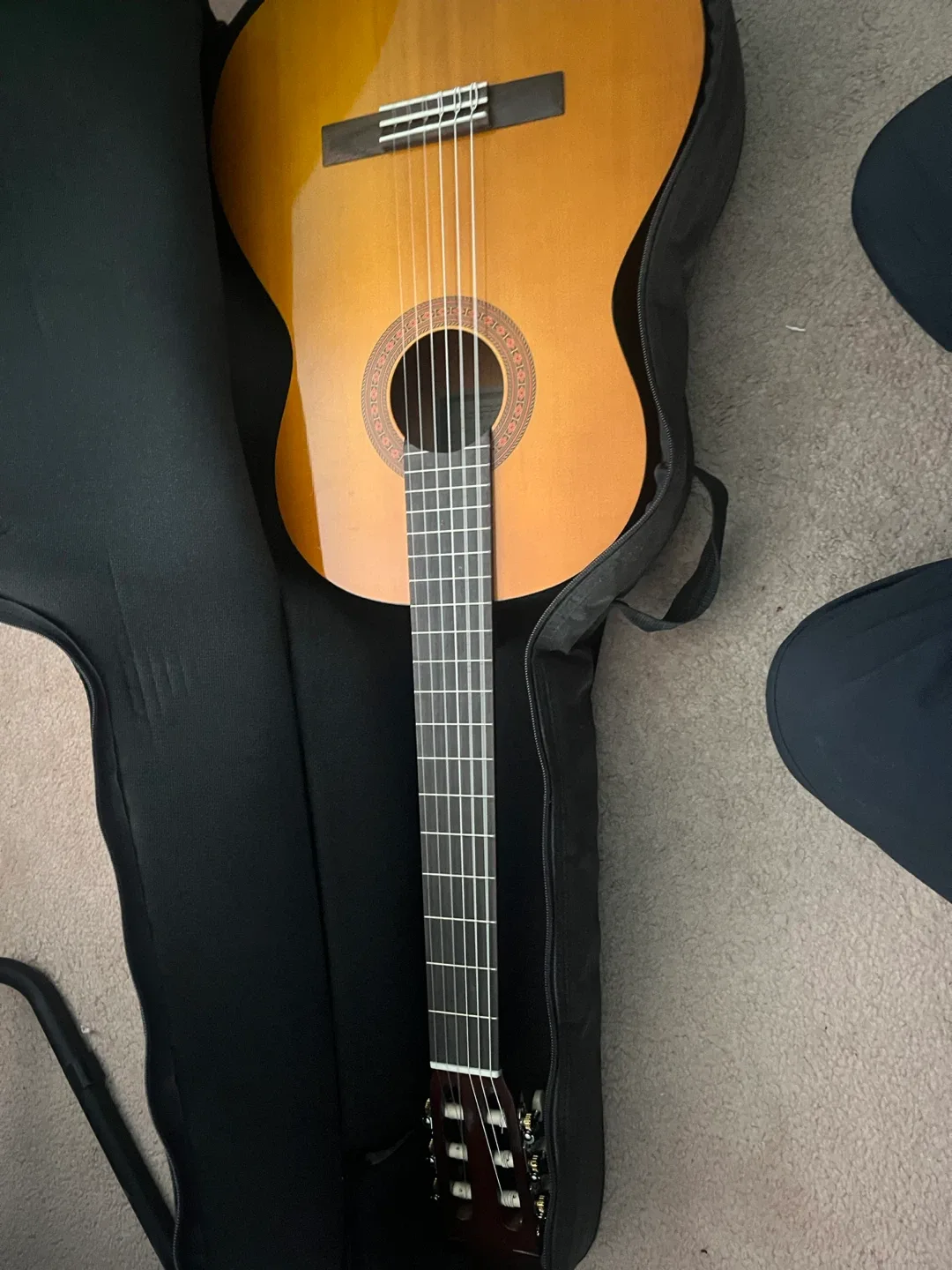 Classical Guitar with Case image indicator(2)