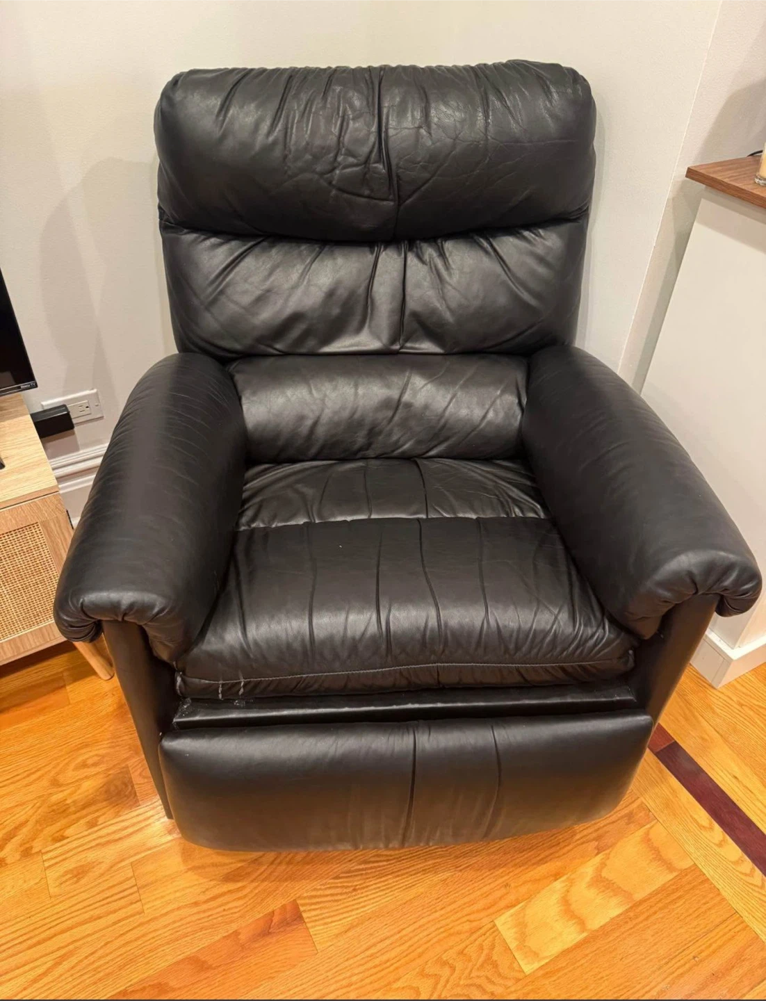 Black Leather Recliner Chair