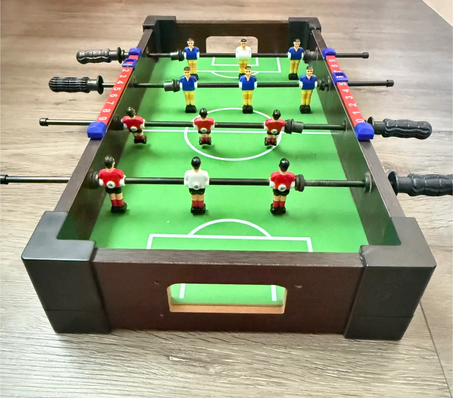 Tabletop Foosball Table image indicator(3)