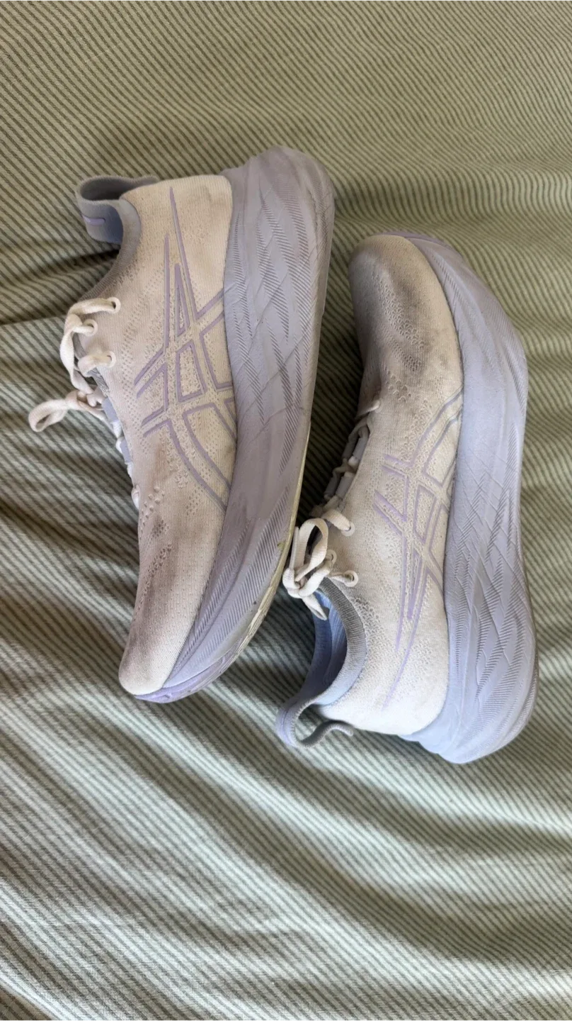 ASICS size 8 Women's GEL-NIMBUS 26 Running Shoes image indicator(5)