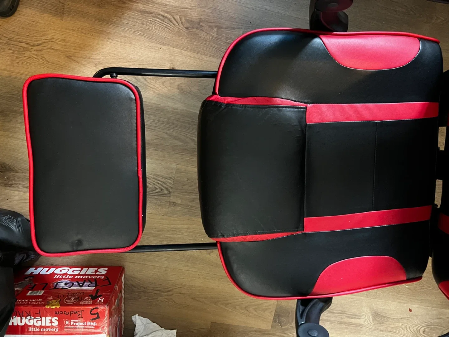 Red & Black Gaming Chair image indicator(2)