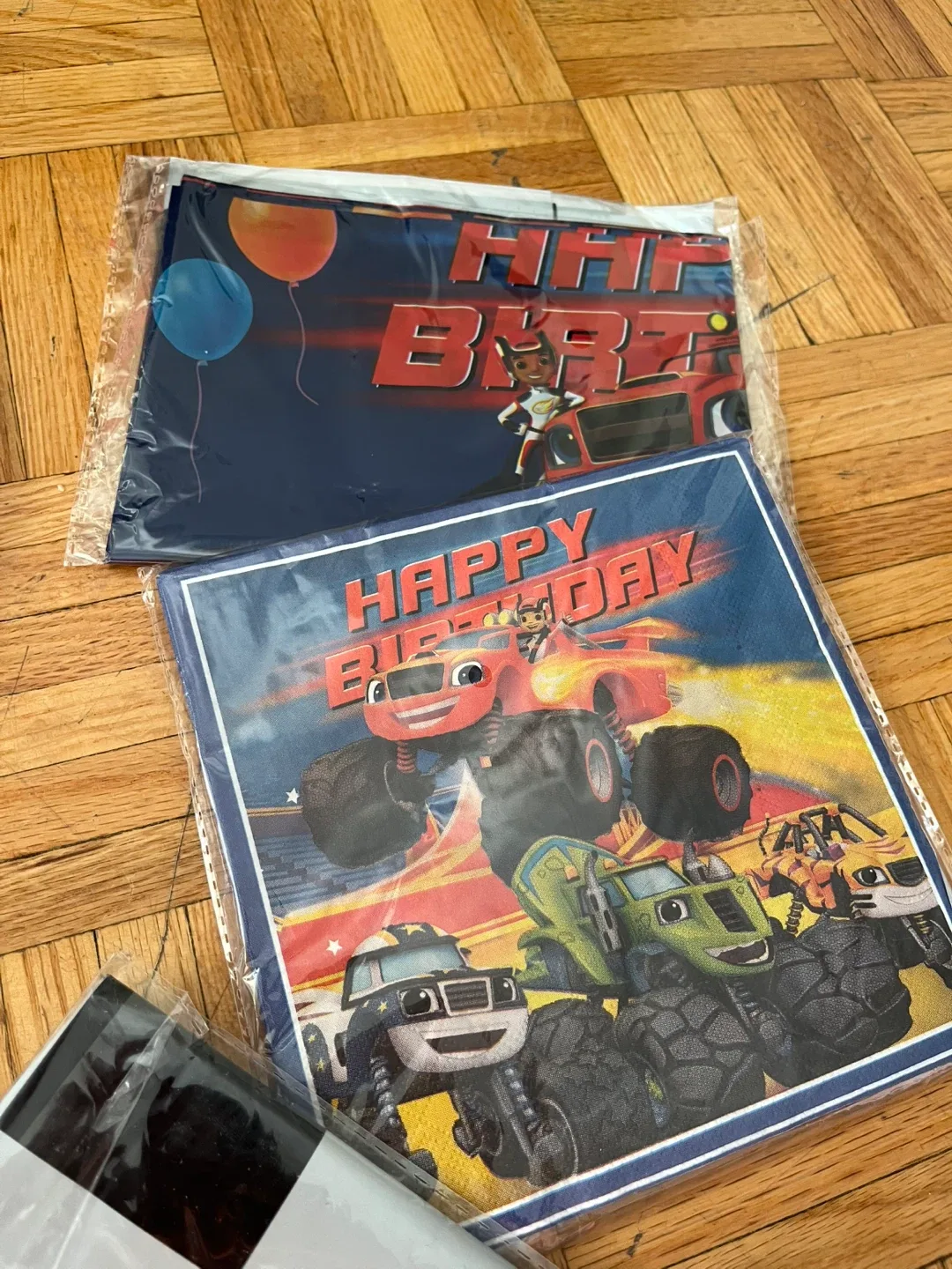 Blaze and the Monster Machines Birthday Party Supplies image indicator(5)