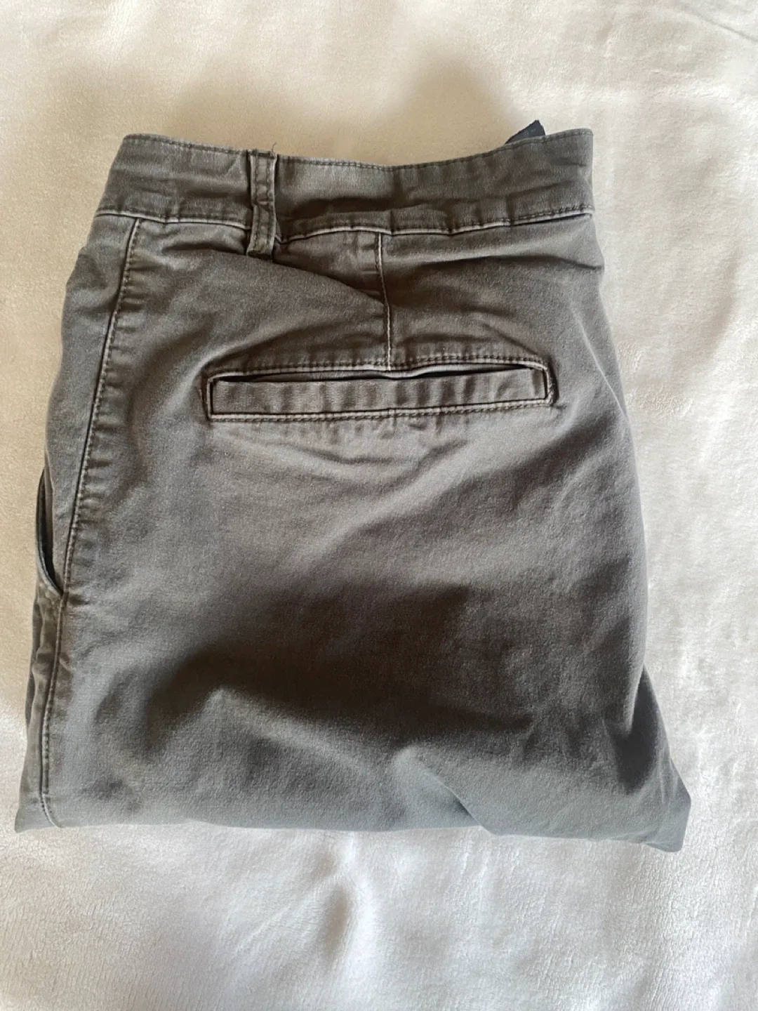 Olive Green Skinny Pants - Size 34 image indicator(2)