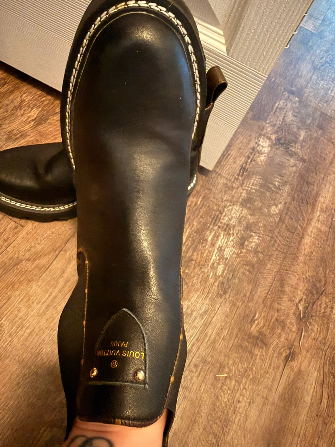 Louis Vuitton Black Leather Ankle Boots Size 38 - photo 5