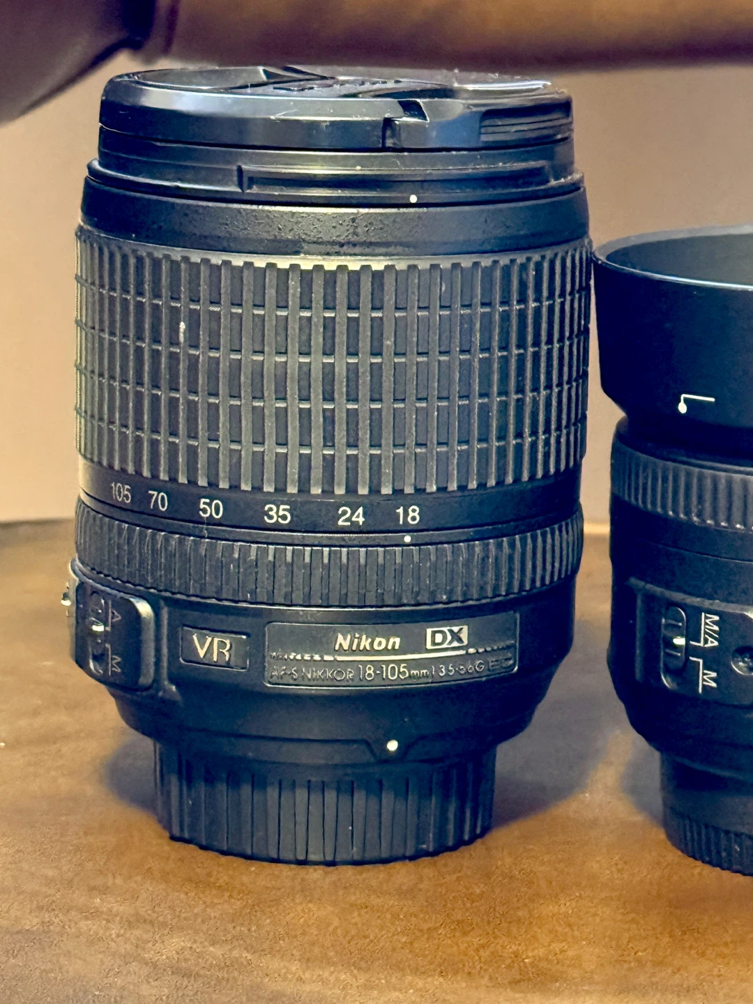 Nikon D200 with 2 lenses and accessories - photo 2