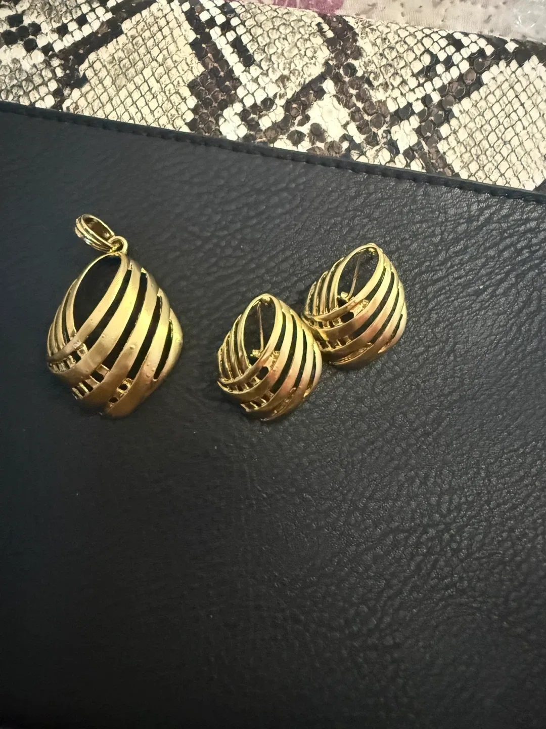Gold Tone Pendant and Earrings Set thumbnail