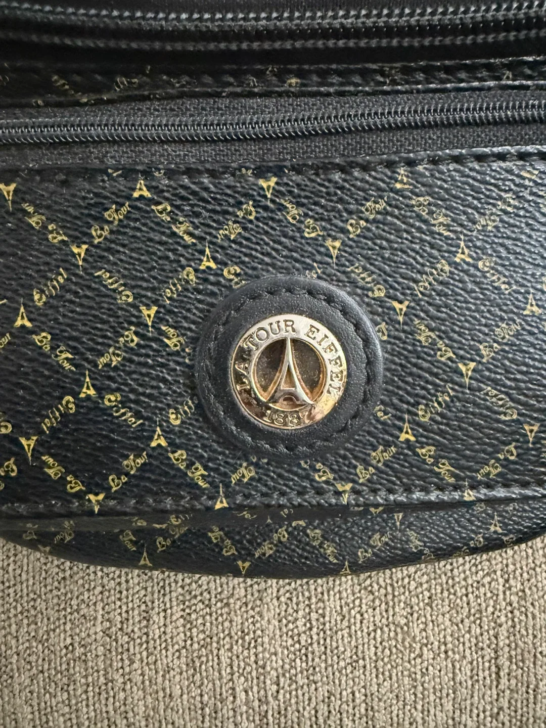 La Tour Eiffel Black Genuine Leather Belt Bag-Reduced image indicator(2)