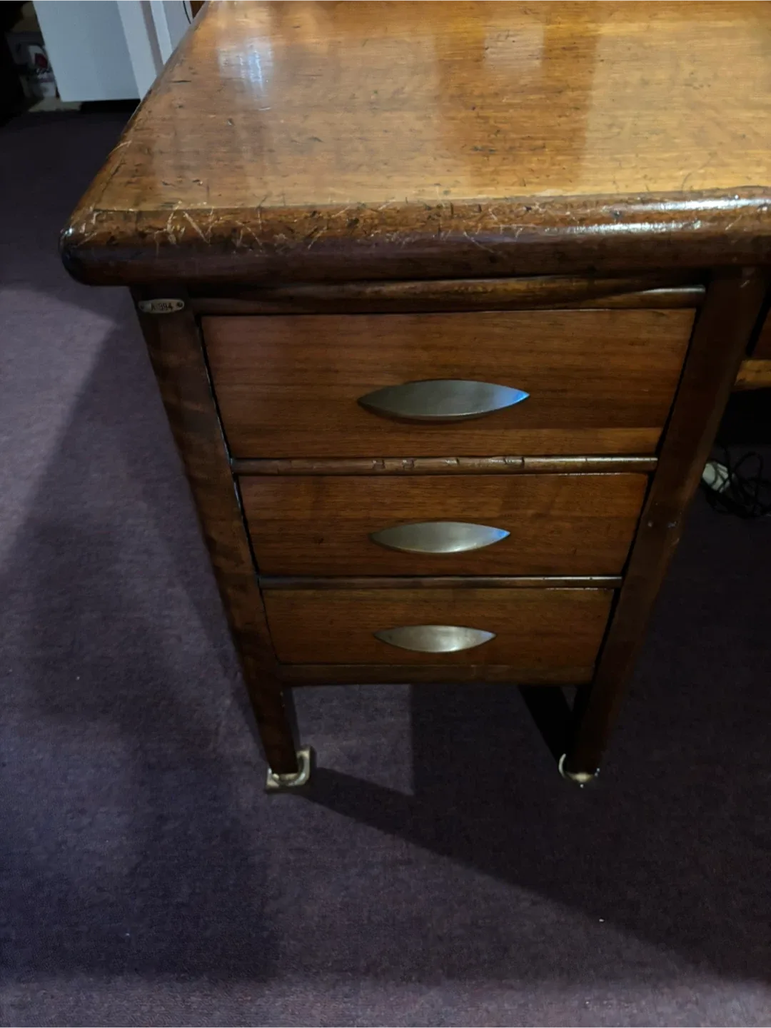 Antique Wooden Desk image indicator(2)