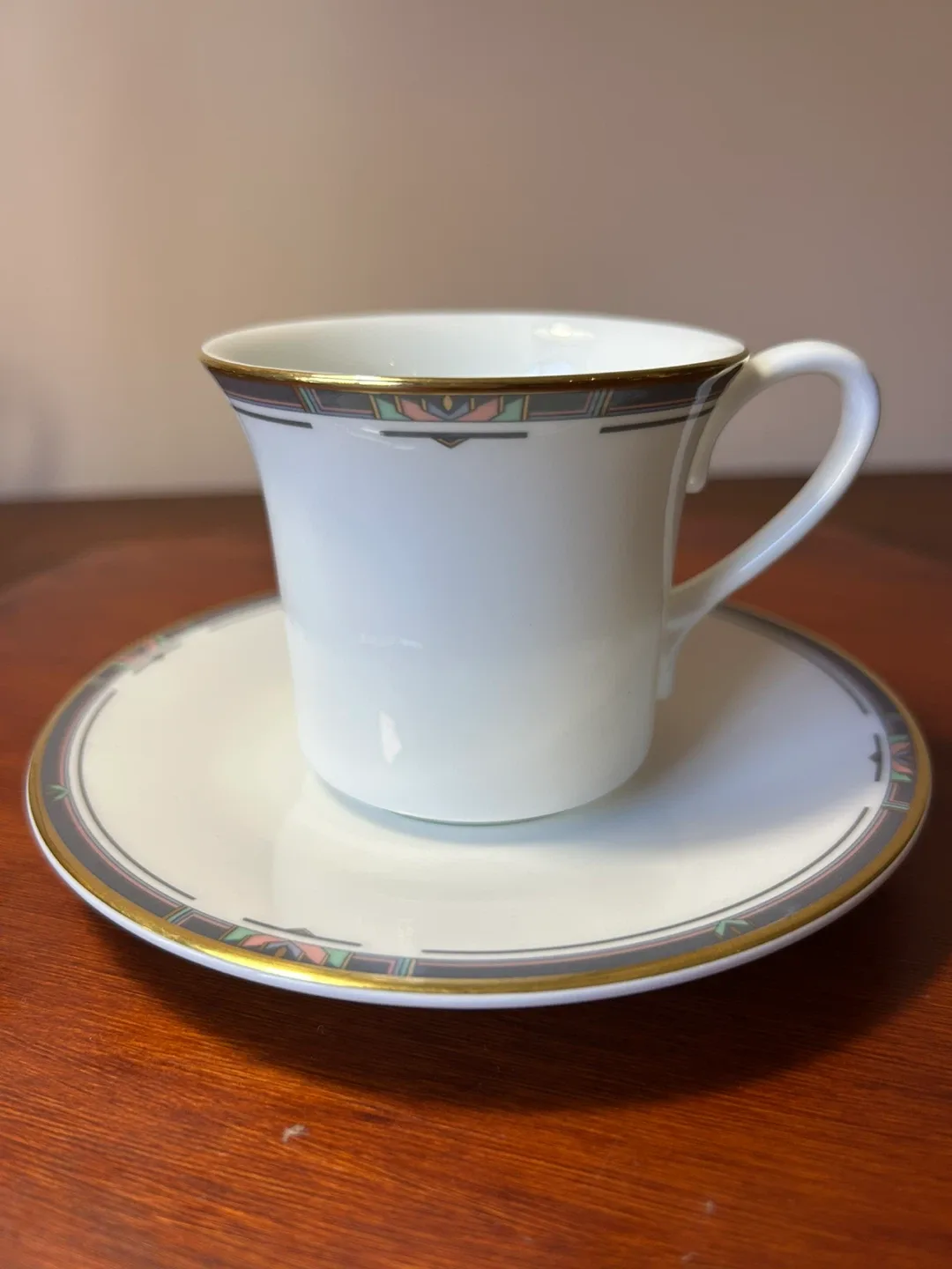 Vintage Royal Doulton Tea Cups & Saucers - Set of 2 thumbnail