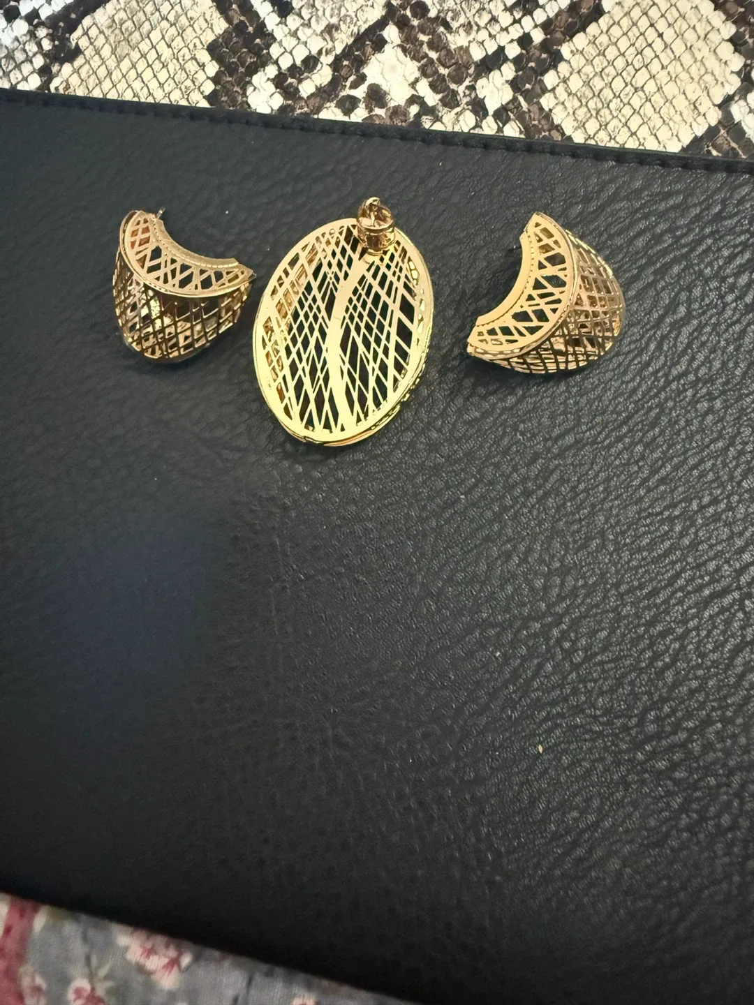 Gold Tone Pendant and Earring Set thumbnail
