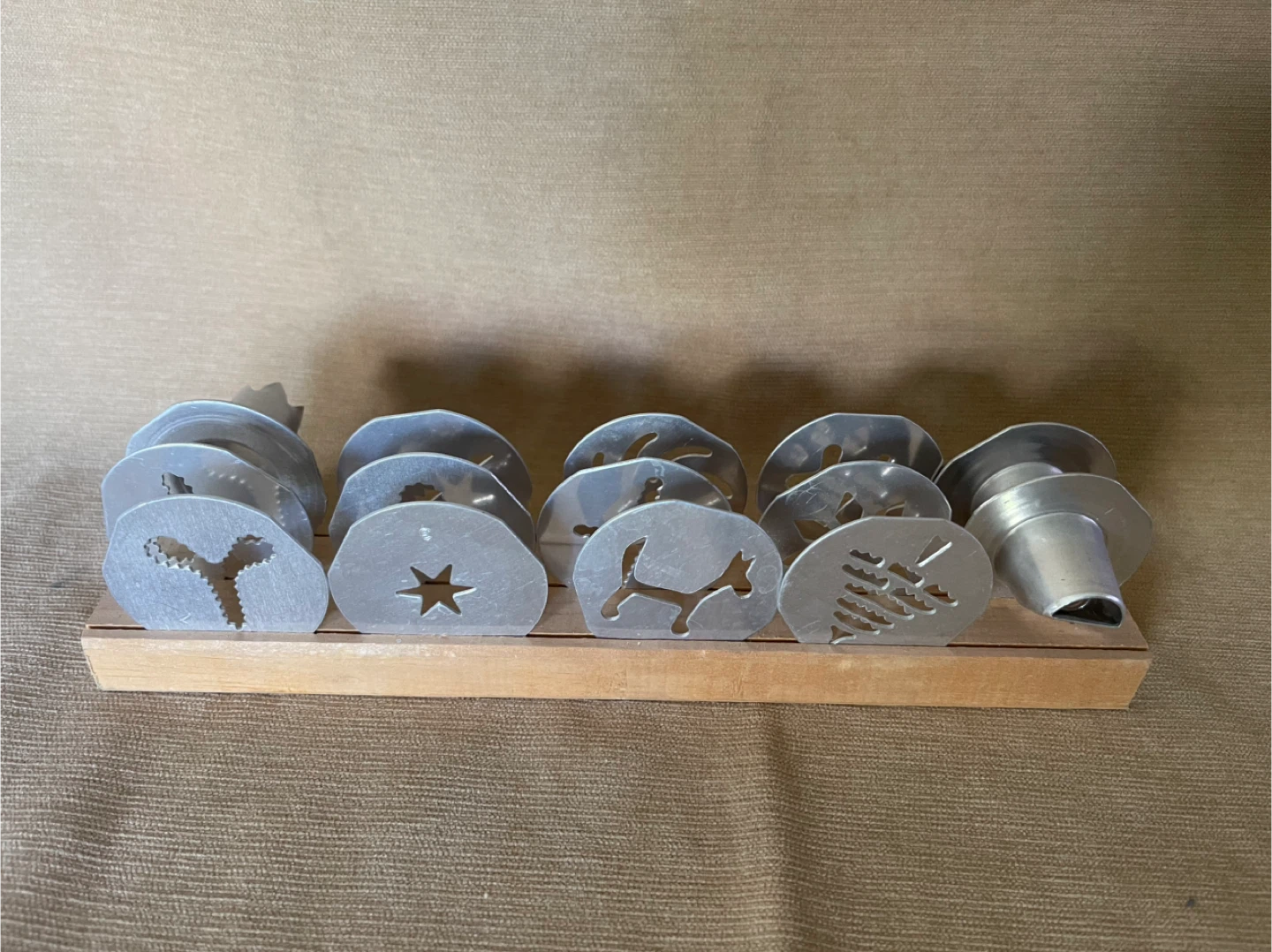 Vintage Mirro Cookie and Pastry Press - photo 3