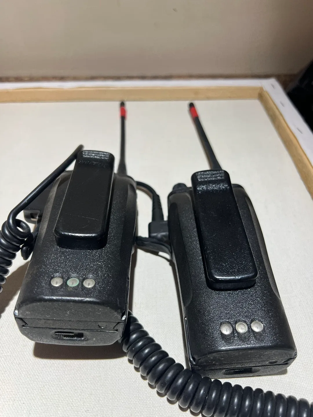 Lot of 2 Motorola CP200 handheld radios image indicator(3)