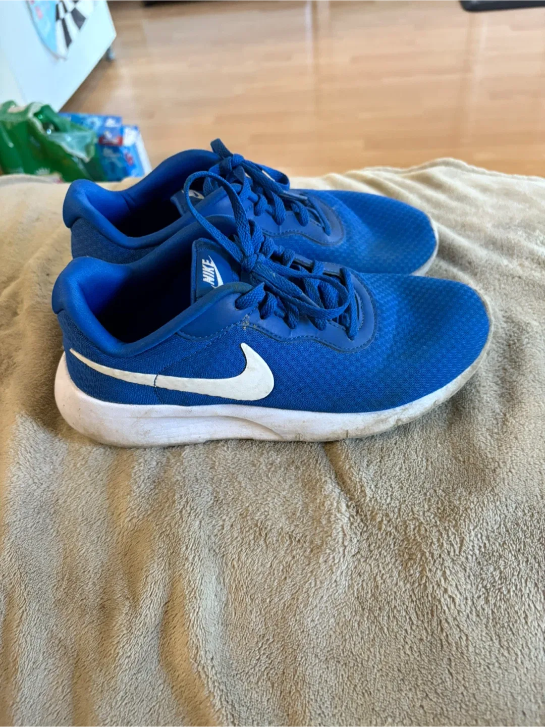 Nike Revolution 6 Blue Running Shoes - Size 7 image indicator(3)
