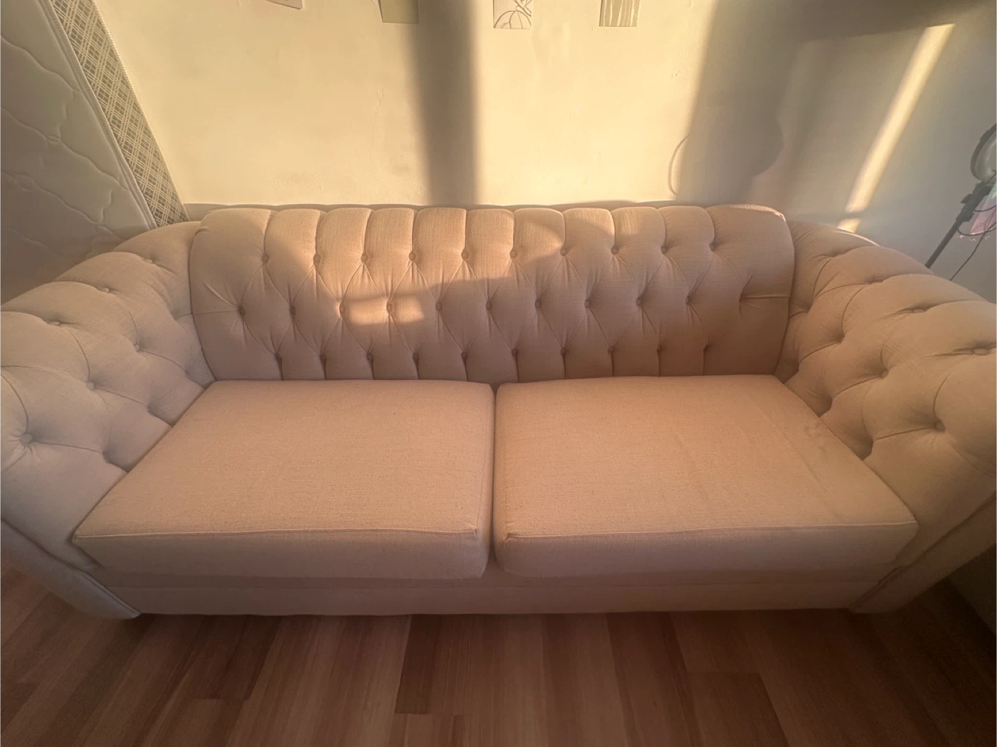 Cream Chesterfield Style Sofa