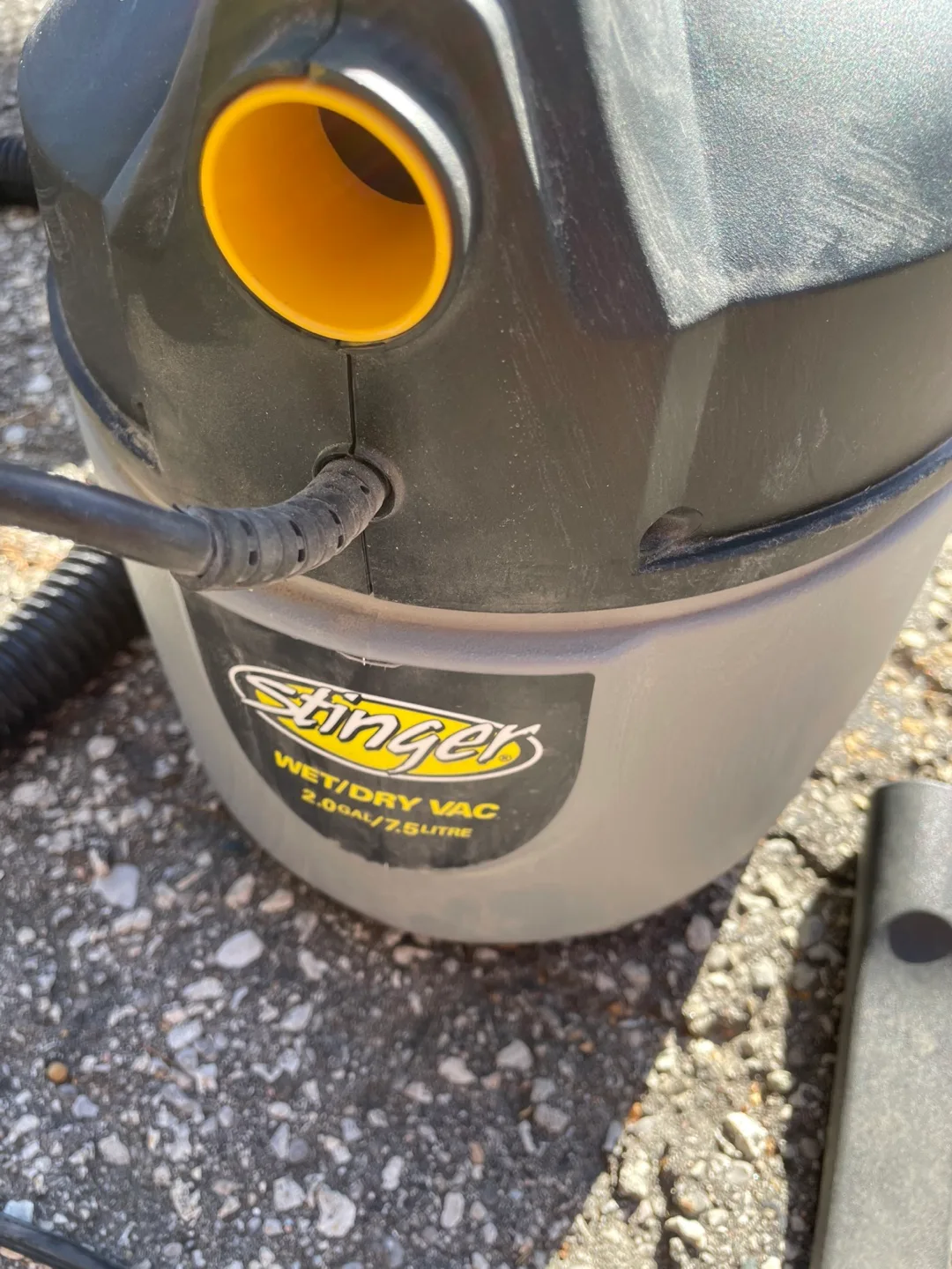 Stinger 2.0 Gal Wet/Dry Vac image indicator(2)