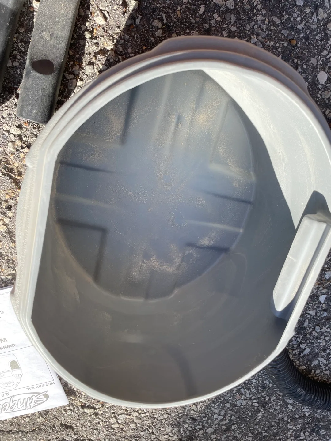 Stinger 2.0 Gal Wet/Dry Vac image indicator(3)