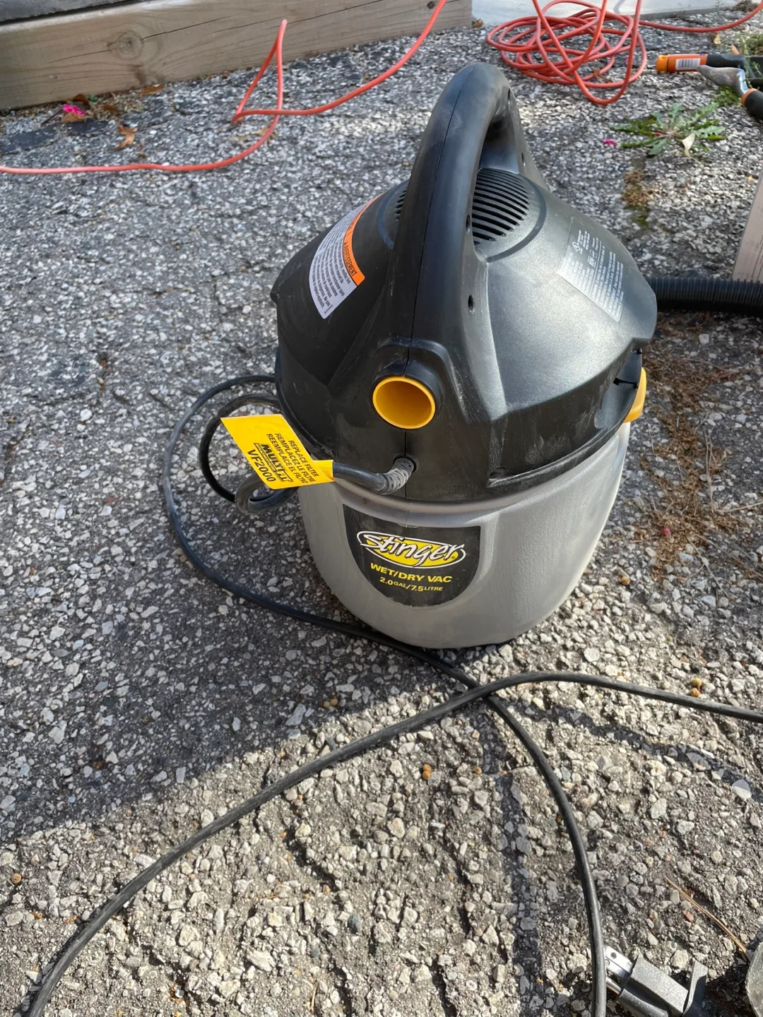 Stinger 2.0 Gal Wet/Dry Vac image indicator(5)