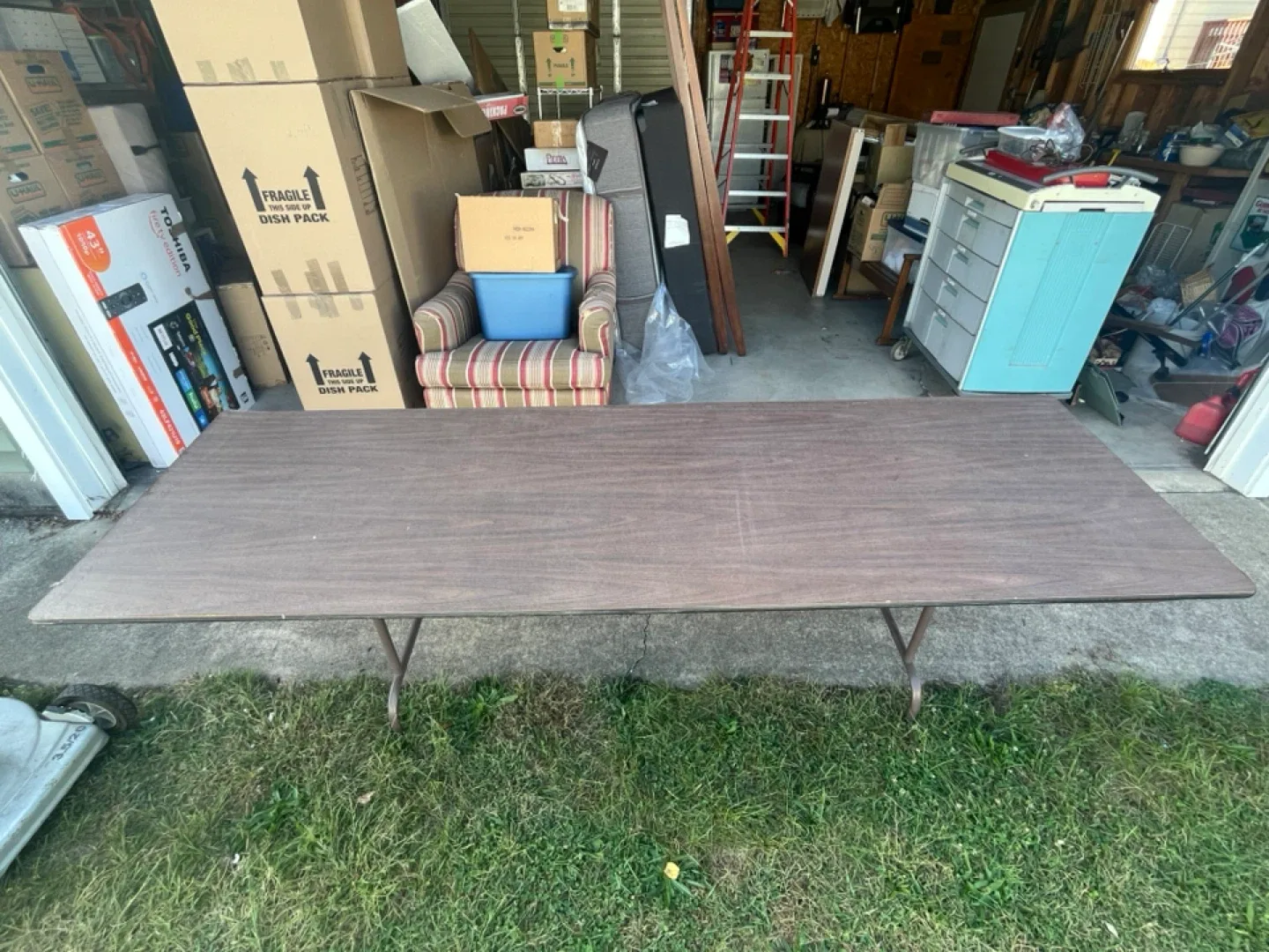 Heavy Duty 8” Wood Grain Top Folding Table - Brown