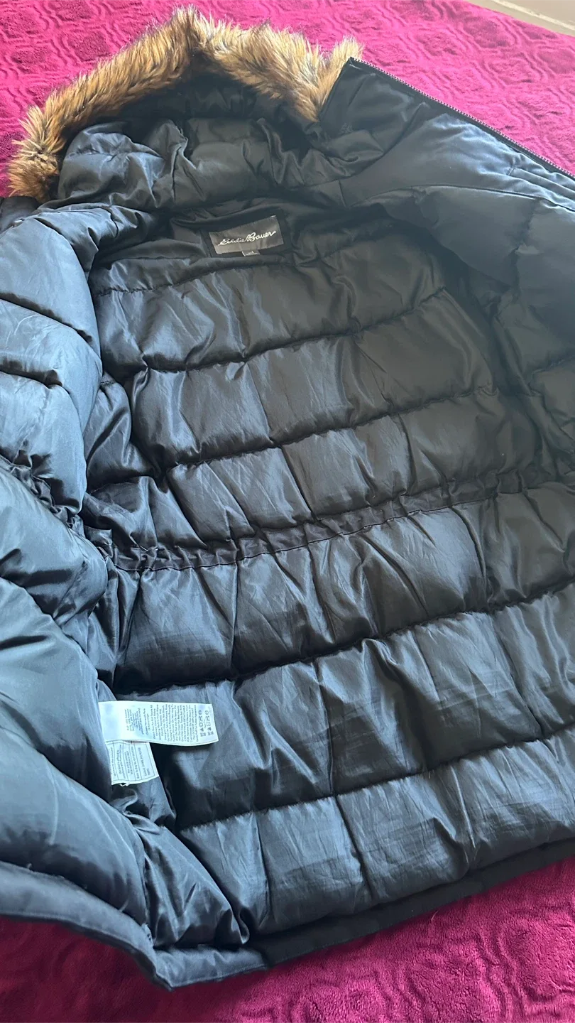 Eddie Bauer Down Parka - Black image indicator(3)