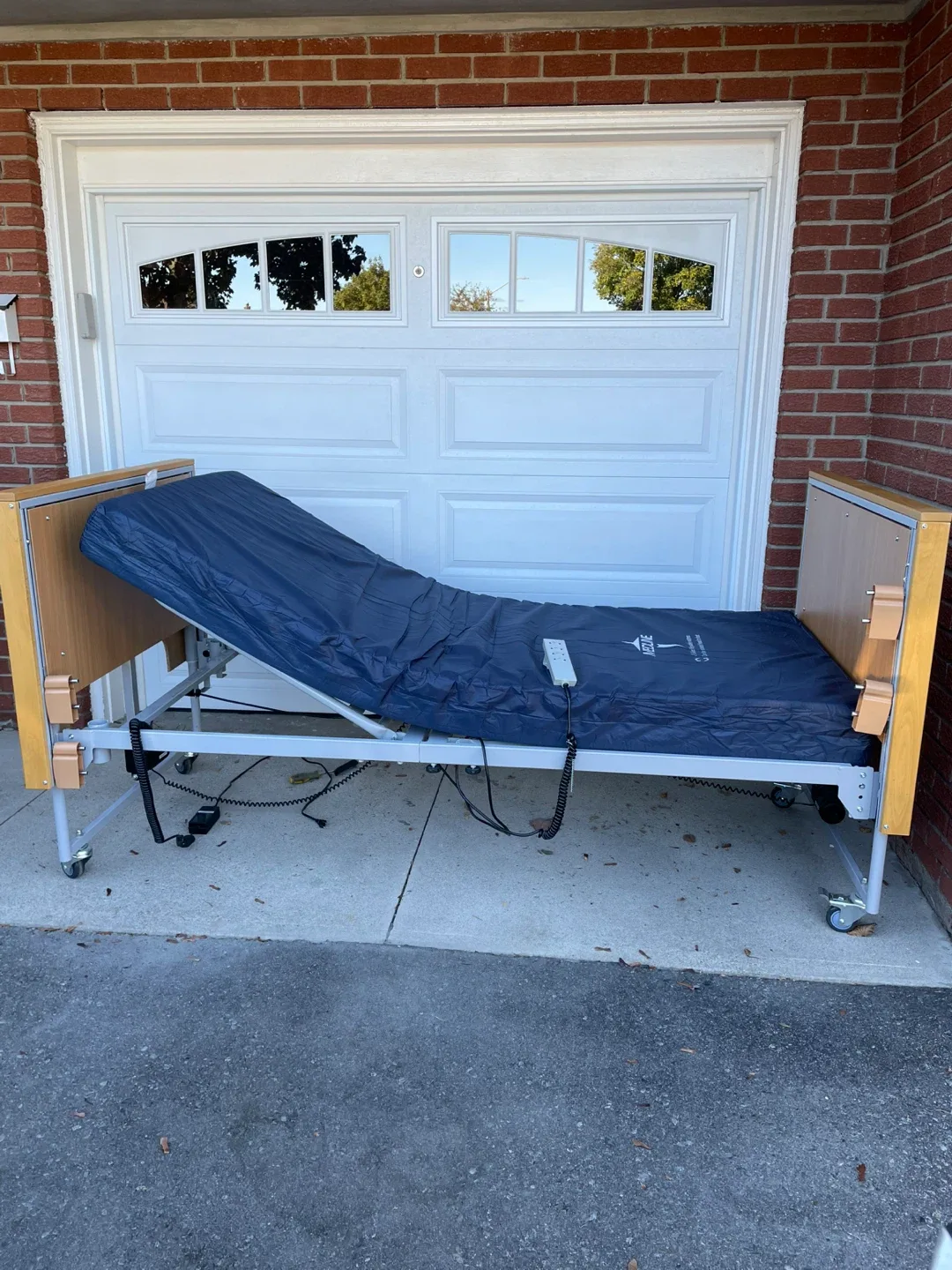 MUST SELL! VitalFlex  Adjustable Bed image indicator(5)