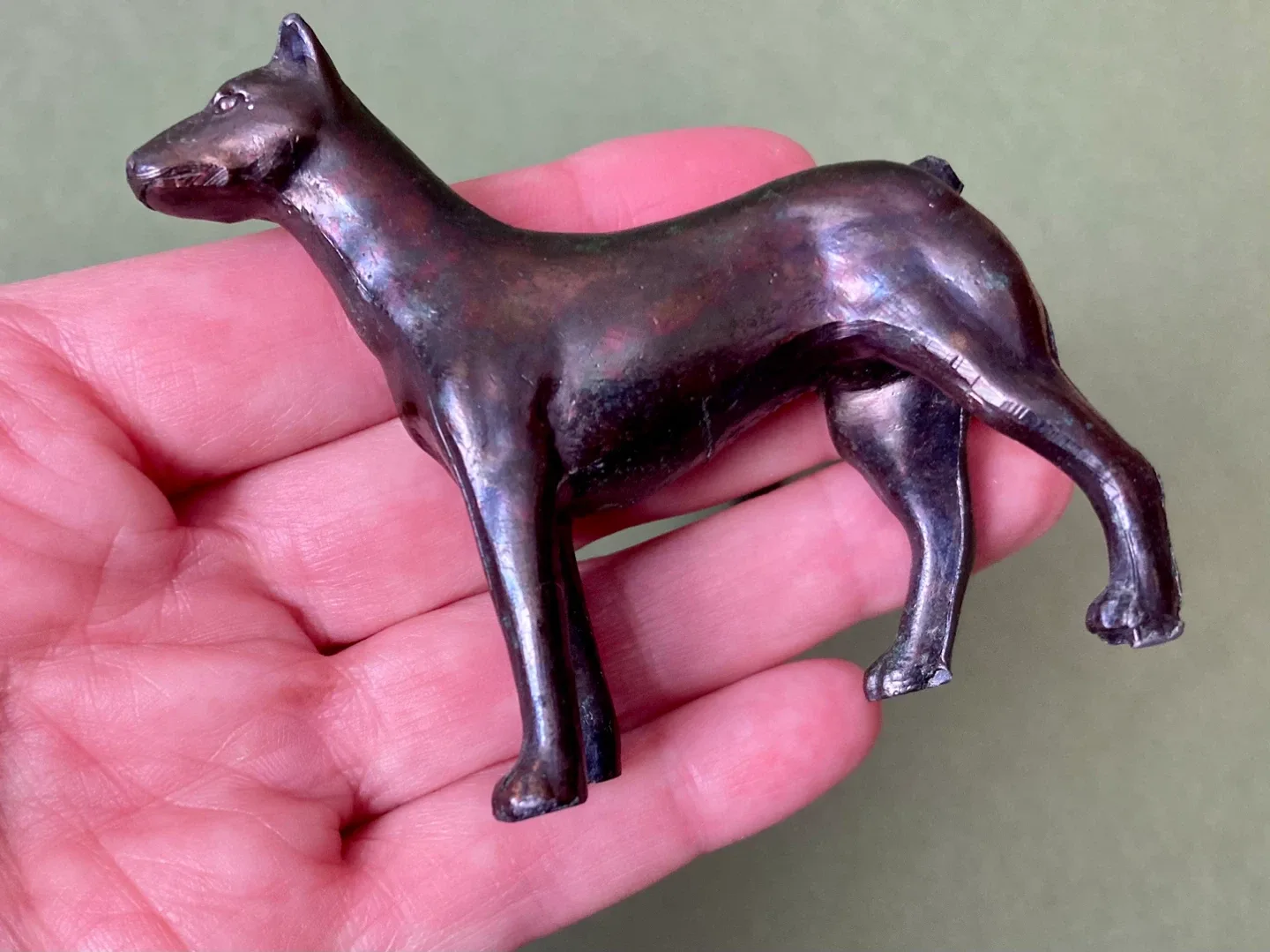 Pair of vintage cast bronze dog figurines image indicator(2)