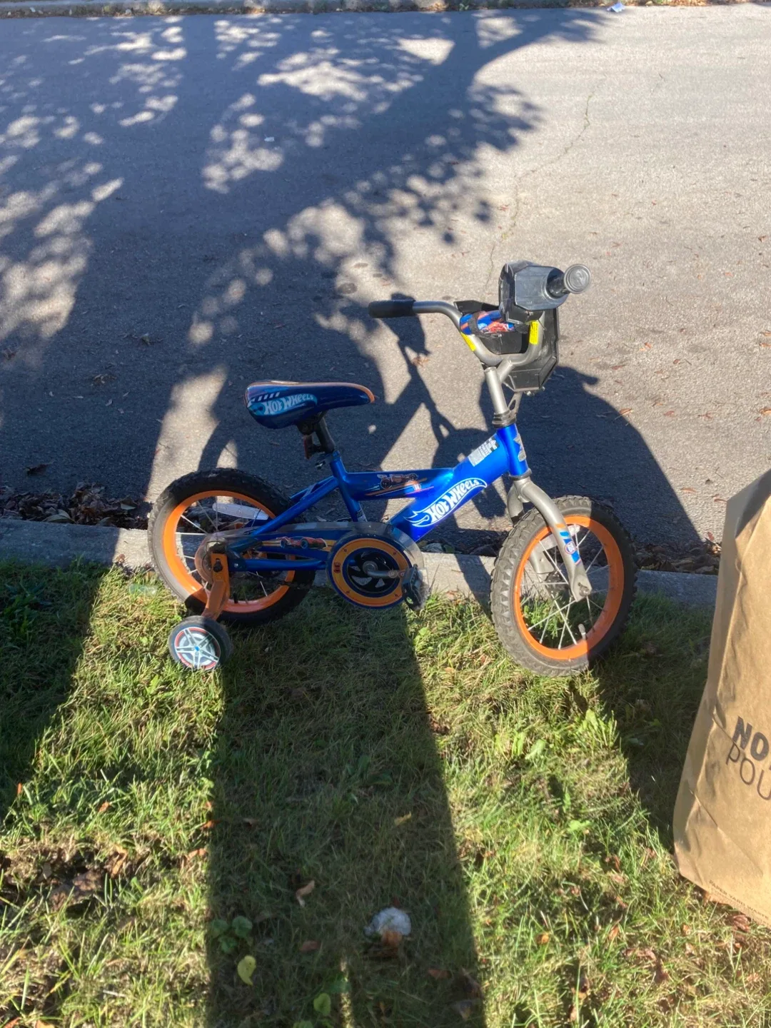 Hot Wheels Kids' Bike - Blue & Orange image indicator(2)