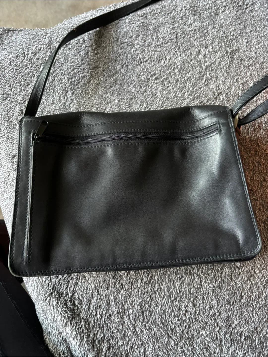 Derek Alexander Black Leather Crossbody Bag image indicator(2)