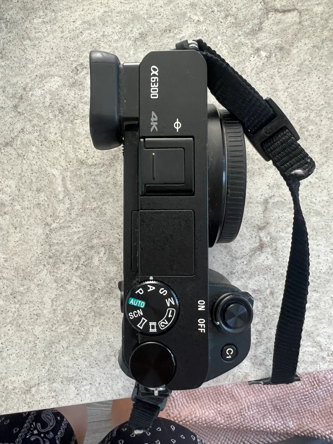 Sony Alpha a6300 Camera with Sigma 30mm Lens - photo 3