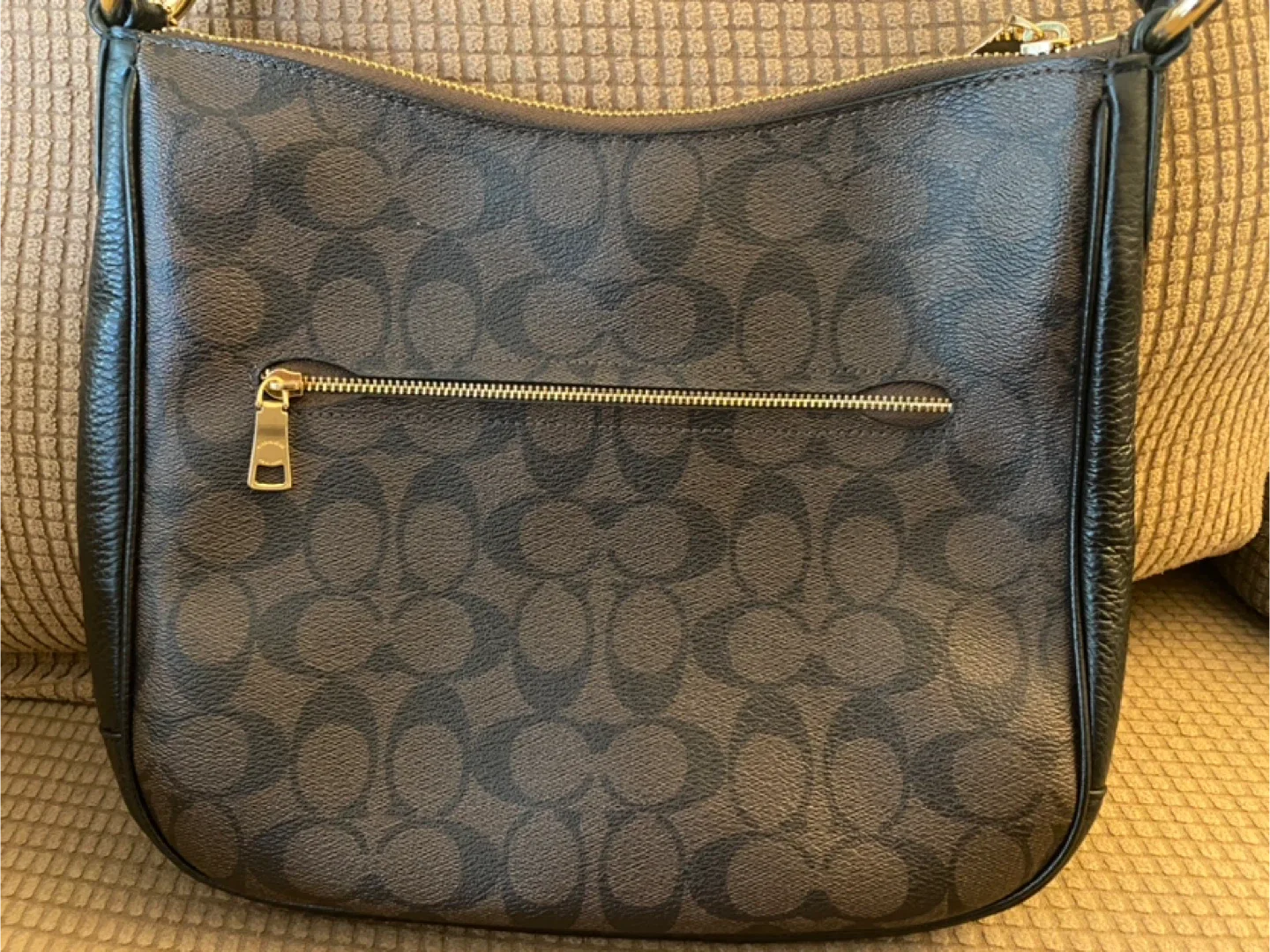 COACH Signature Bag image indicator(5)