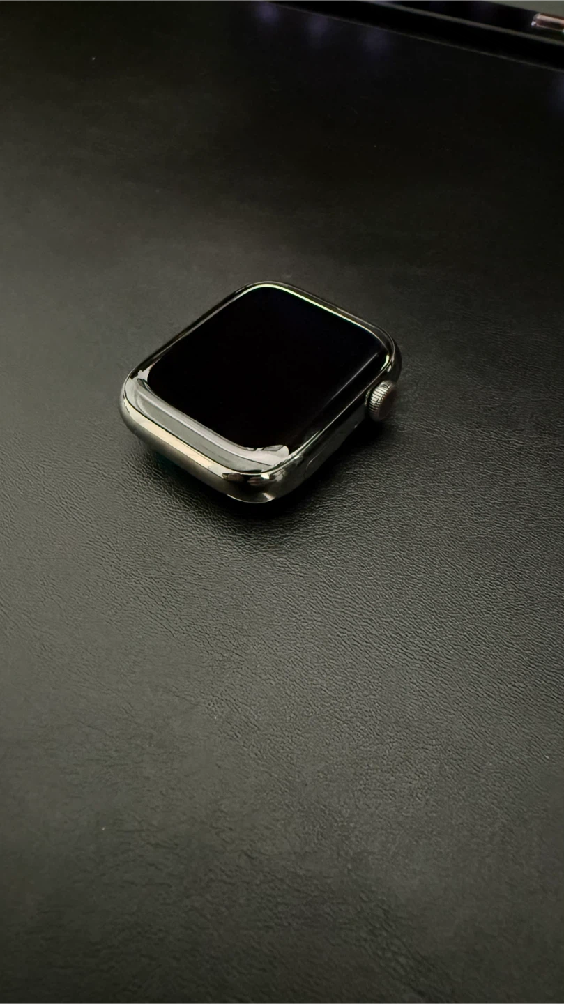 Apple Watch Series 7 45mm Graphite Stainless w/ Milanese Loop - photo 4