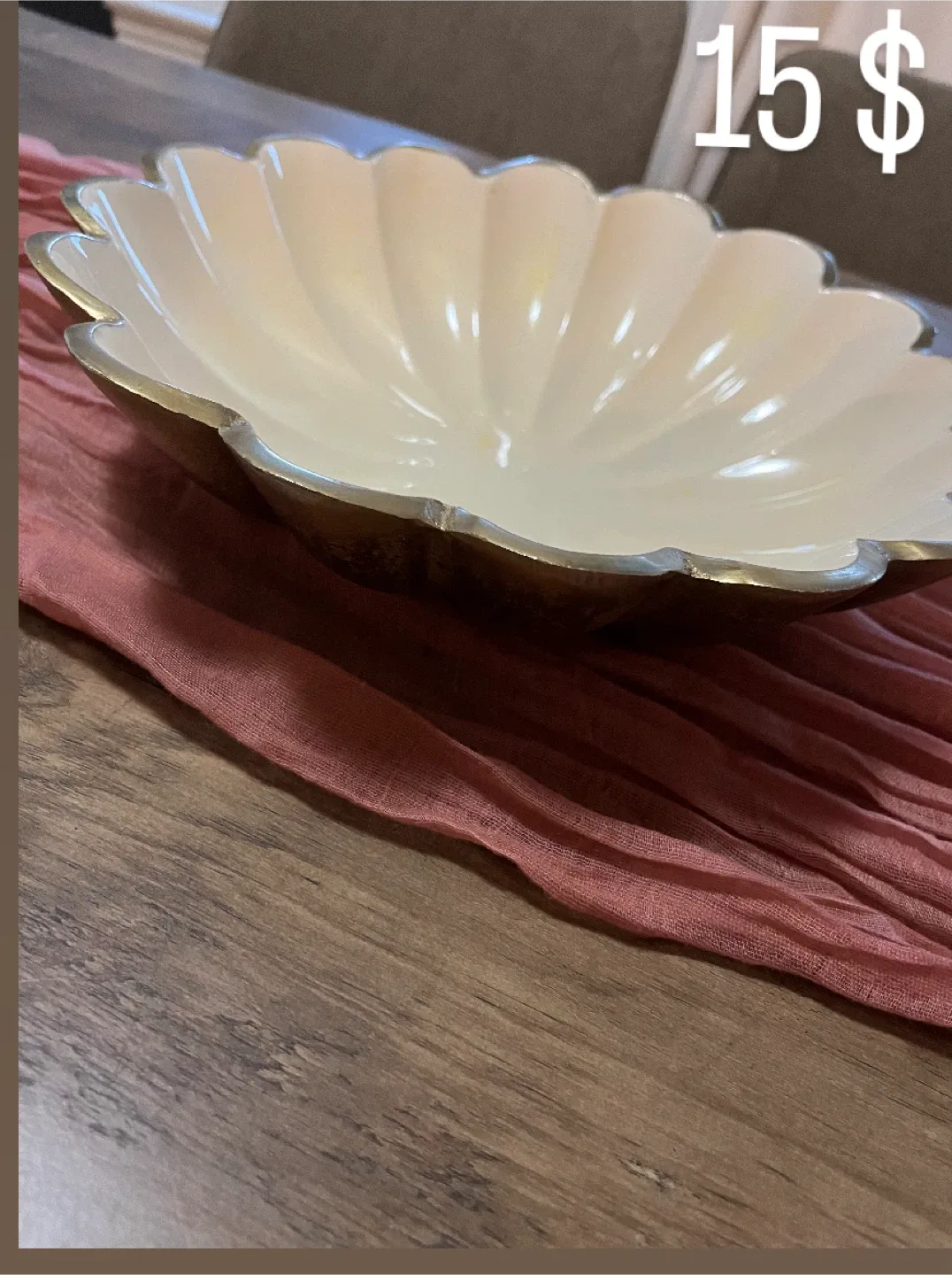 Home Decor Items: Lamp, Bowl, Tiered Stand, Glasses image indicator(3)