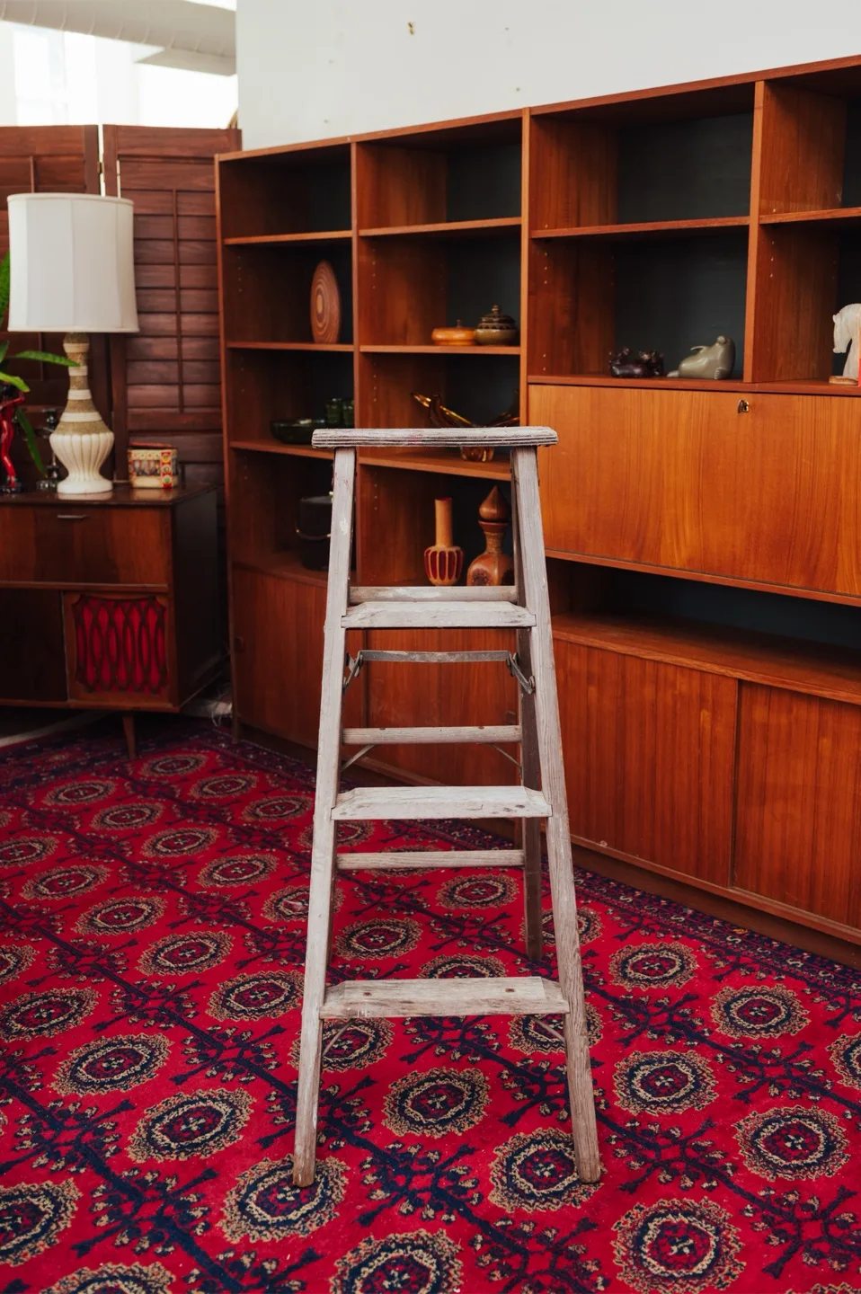 Vintage Wooden Ladder 🤎