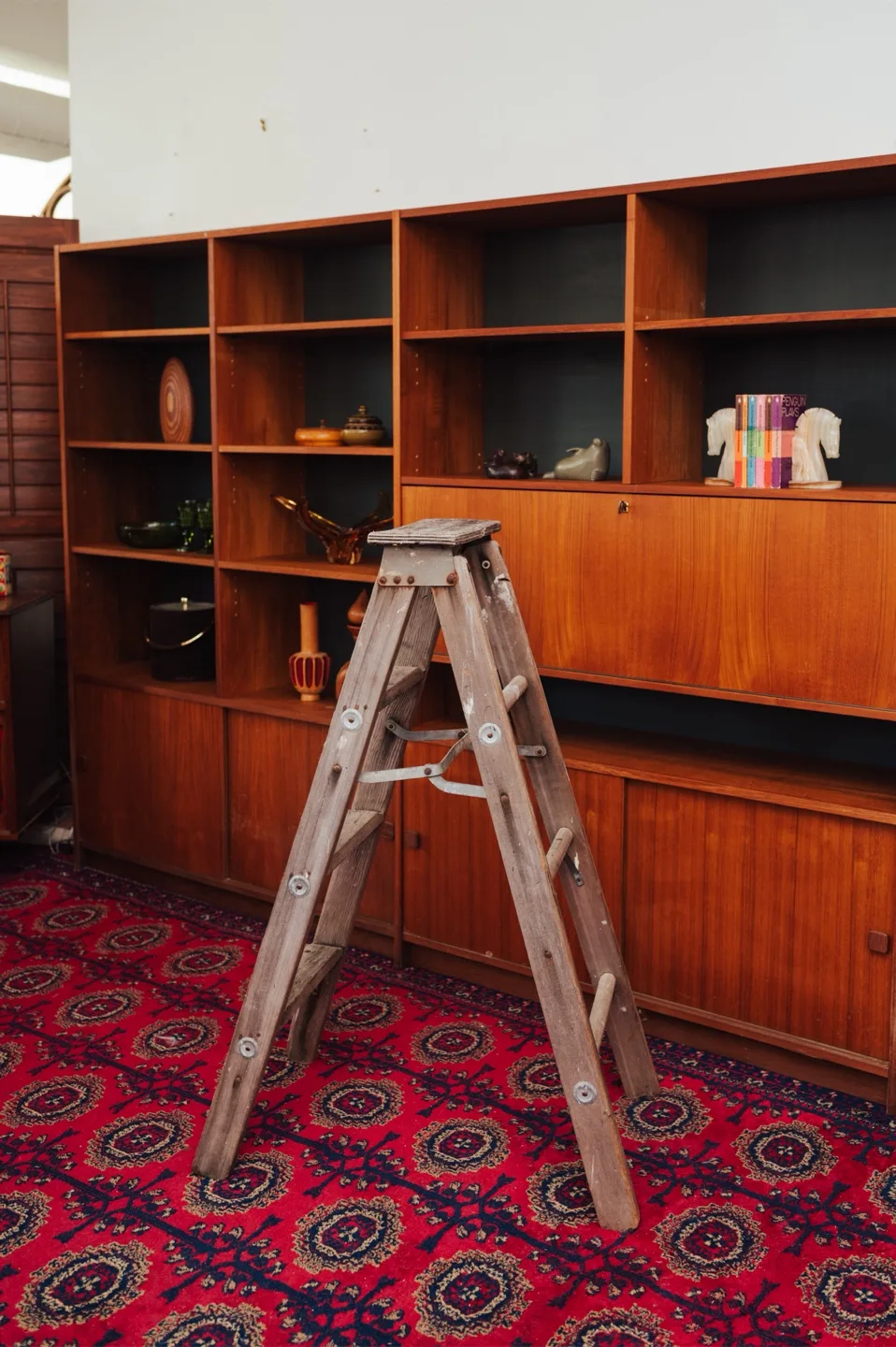 Vintage Wooden Ladder 🤎 image indicator(2)