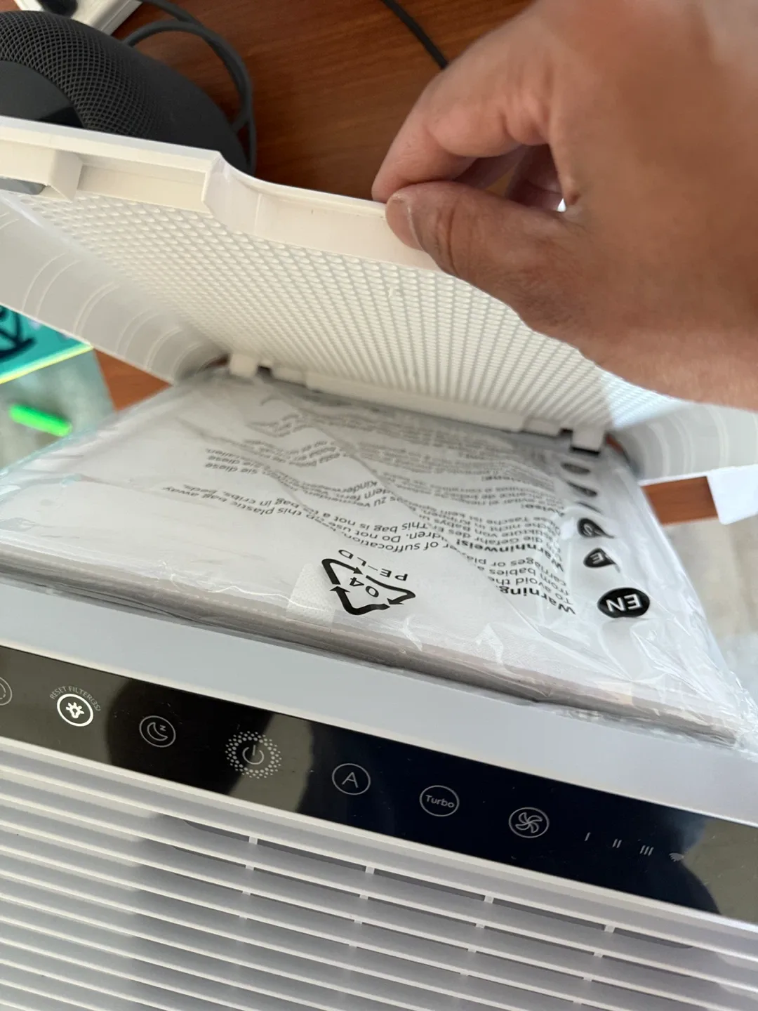 GoveeLife Air Purifier - Cleans up to 1046 sq ft image indicator(10)