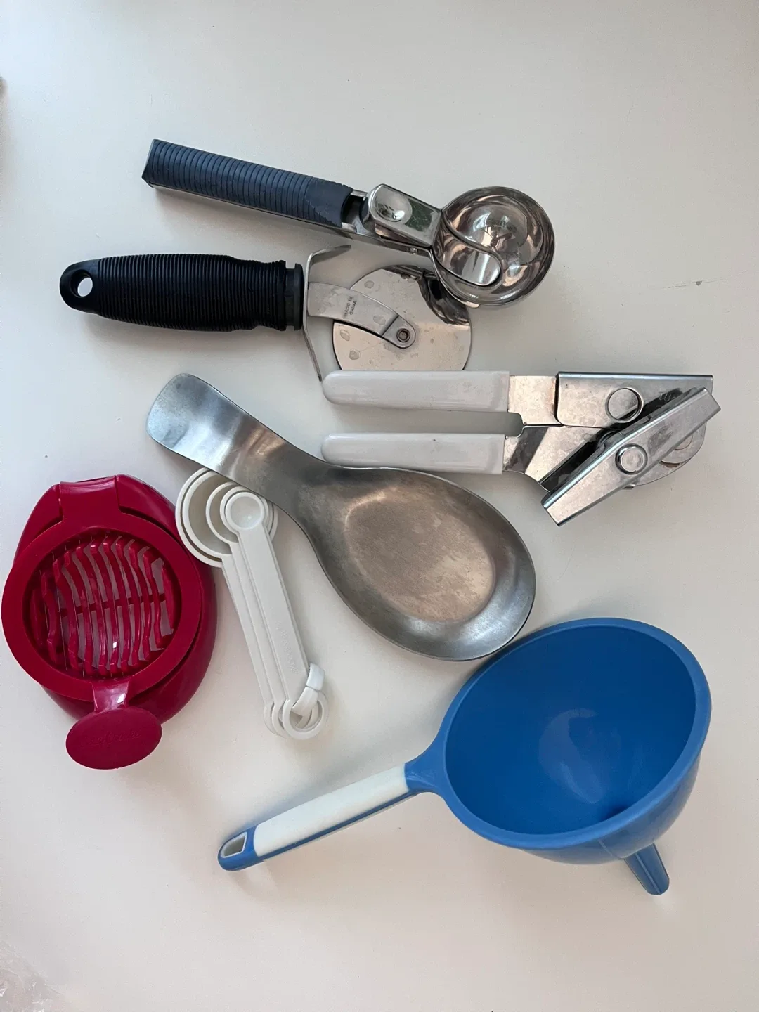 Kitchen utensil & Cutlery bundle image indicator(2)