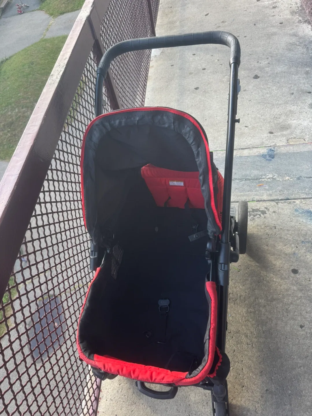 Black and Red Baby Stroller/wagon image indicator(5)
