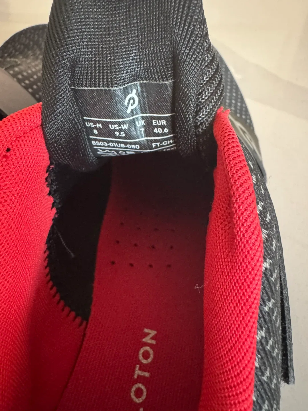 Like New Peloton Cycling Shoes 8M/9.5W image indicator(4)