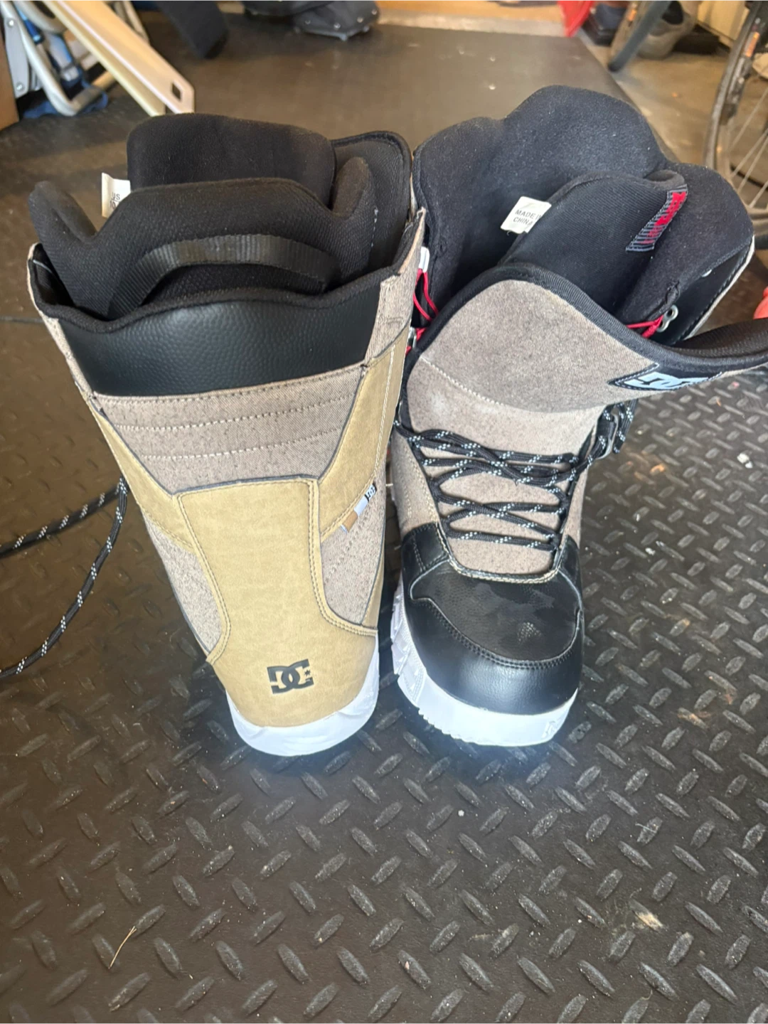 DC Phase 2019 Men's Snowboard Boots - Size 10.5