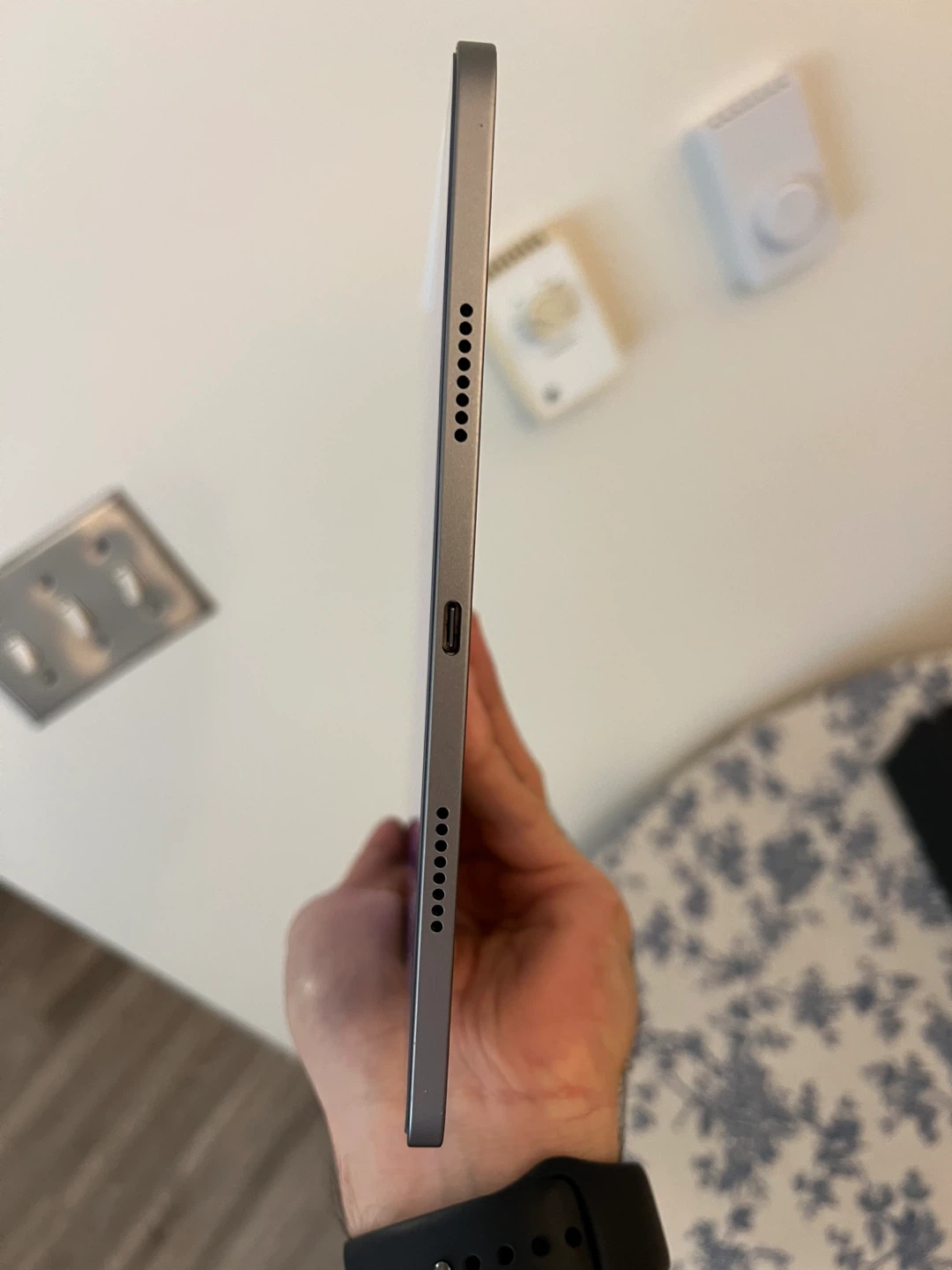 11” Apple iPad Pro (4th Generation) + apple pencil + cover - photo 5