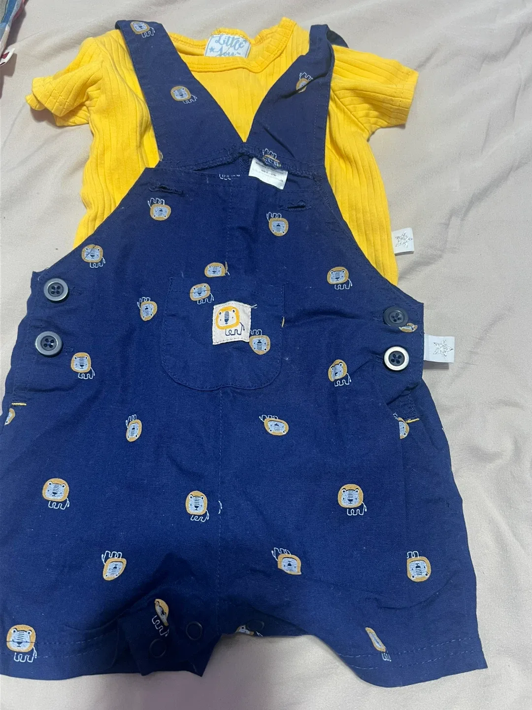 Baby Clothes Bundle image indicator(5)