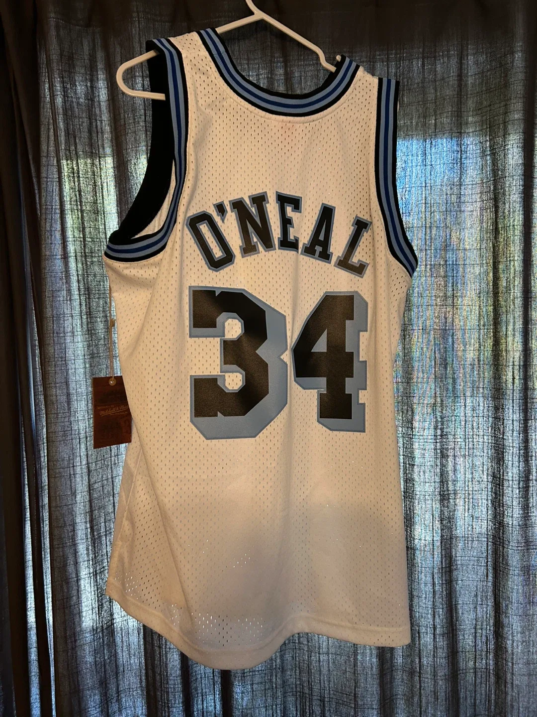 Mitchell & Ness Shaquille O'Neal Lakers Jersey - XL image indicator(2)