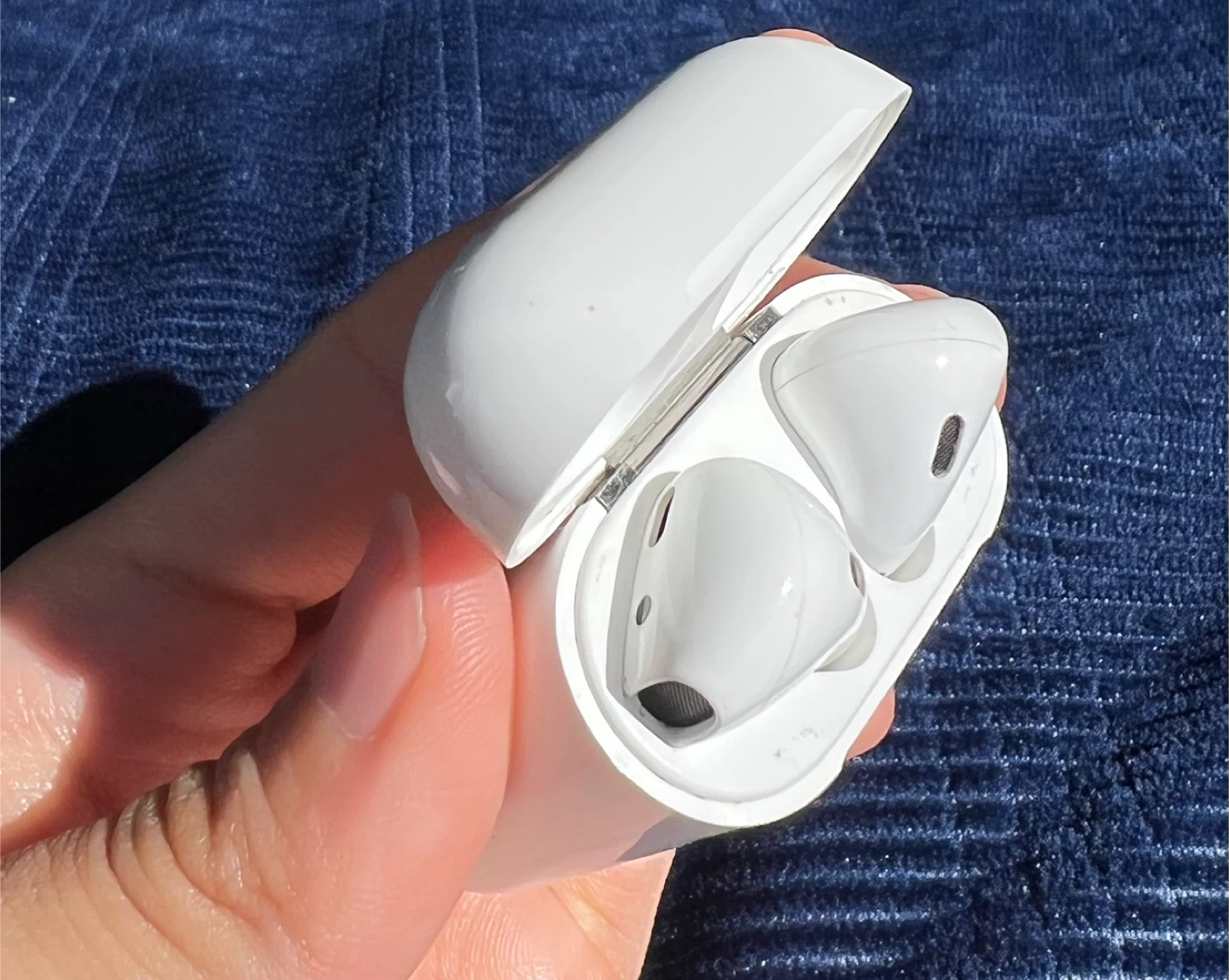 Apple AirPods 2nd Generation White