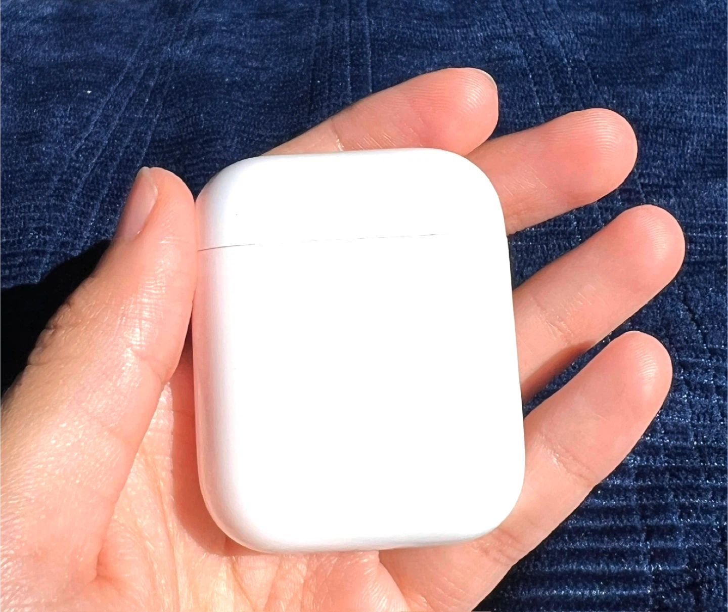 Apple AirPods 2nd Generation White - photo 5