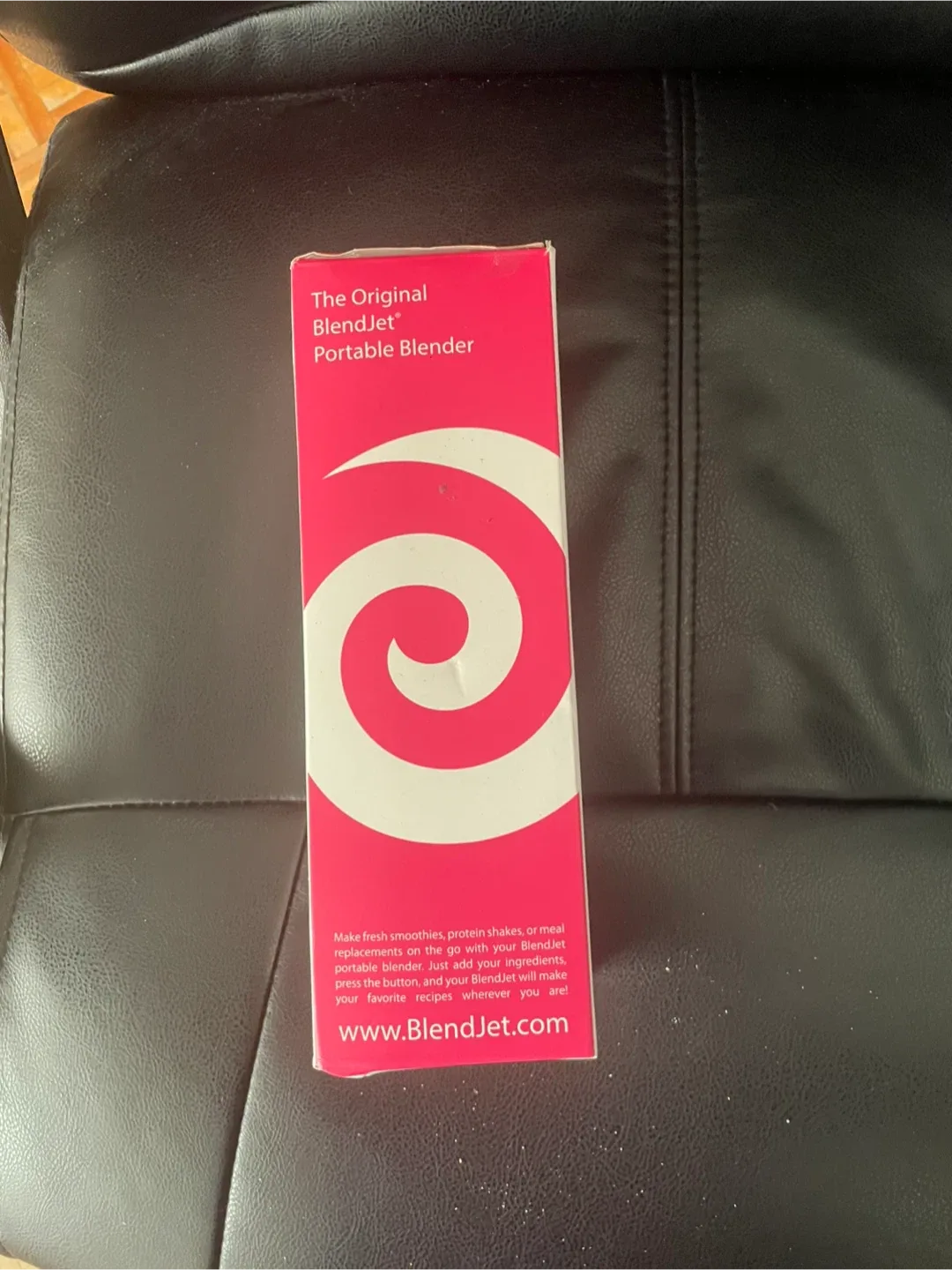 BlendJet 2 Portable Blender - New image indicator(2)