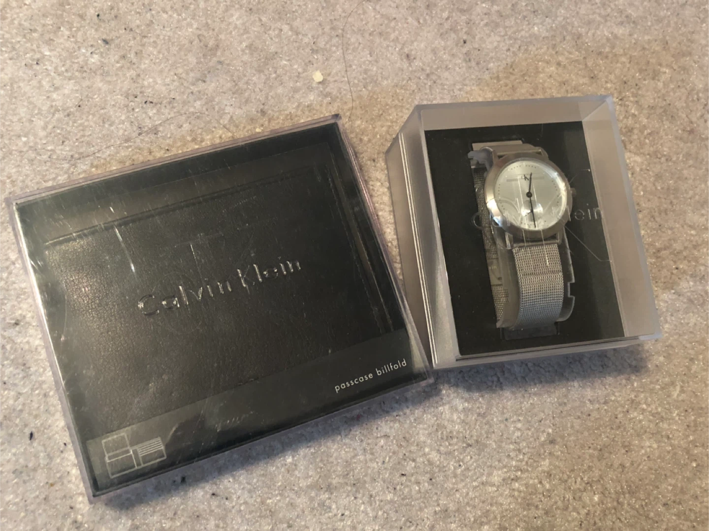 Calvin Klein Watch & Passcase Billfold Set