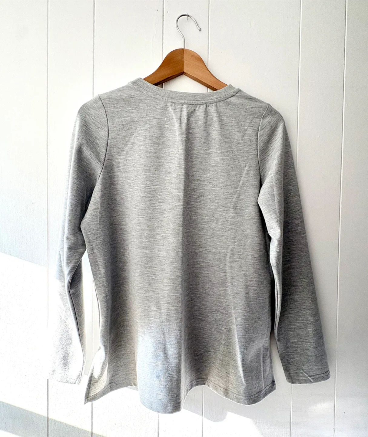 Laura Gray Long Sleeve Top (embellished logo ) image indicator(5)