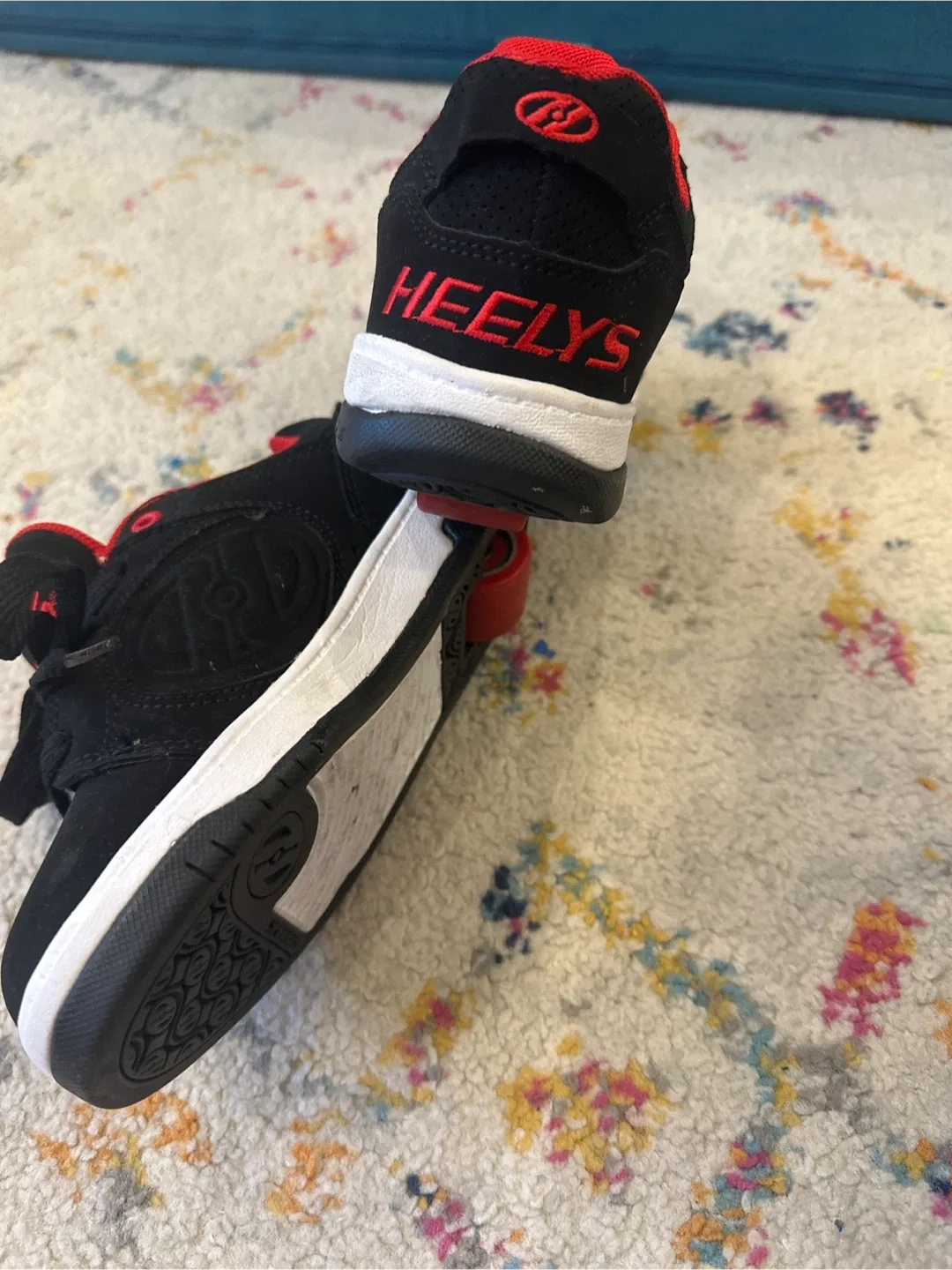 Heelys Roller Shoes - Black & Red image indicator(3)