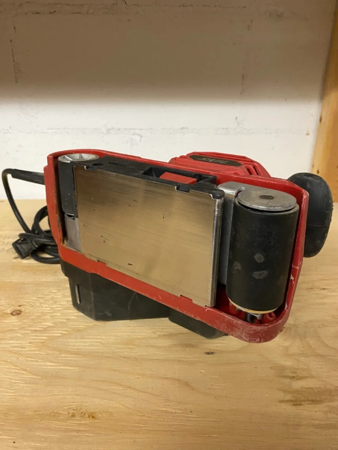 Skil 7510 Belt Sander - 3" x 18" image indicator(6)